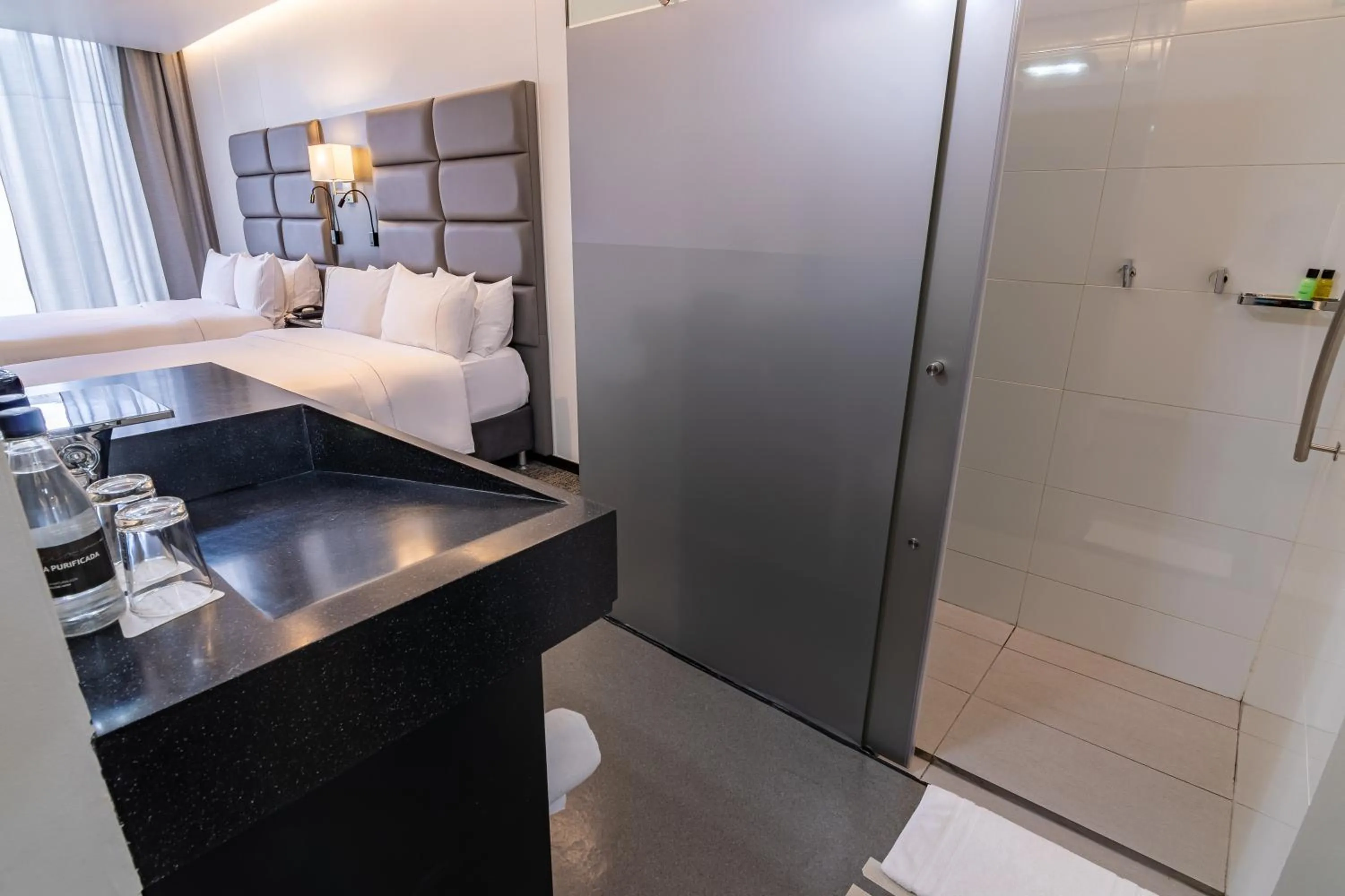 Double Room with Two Double Beds in GHL Collection 93