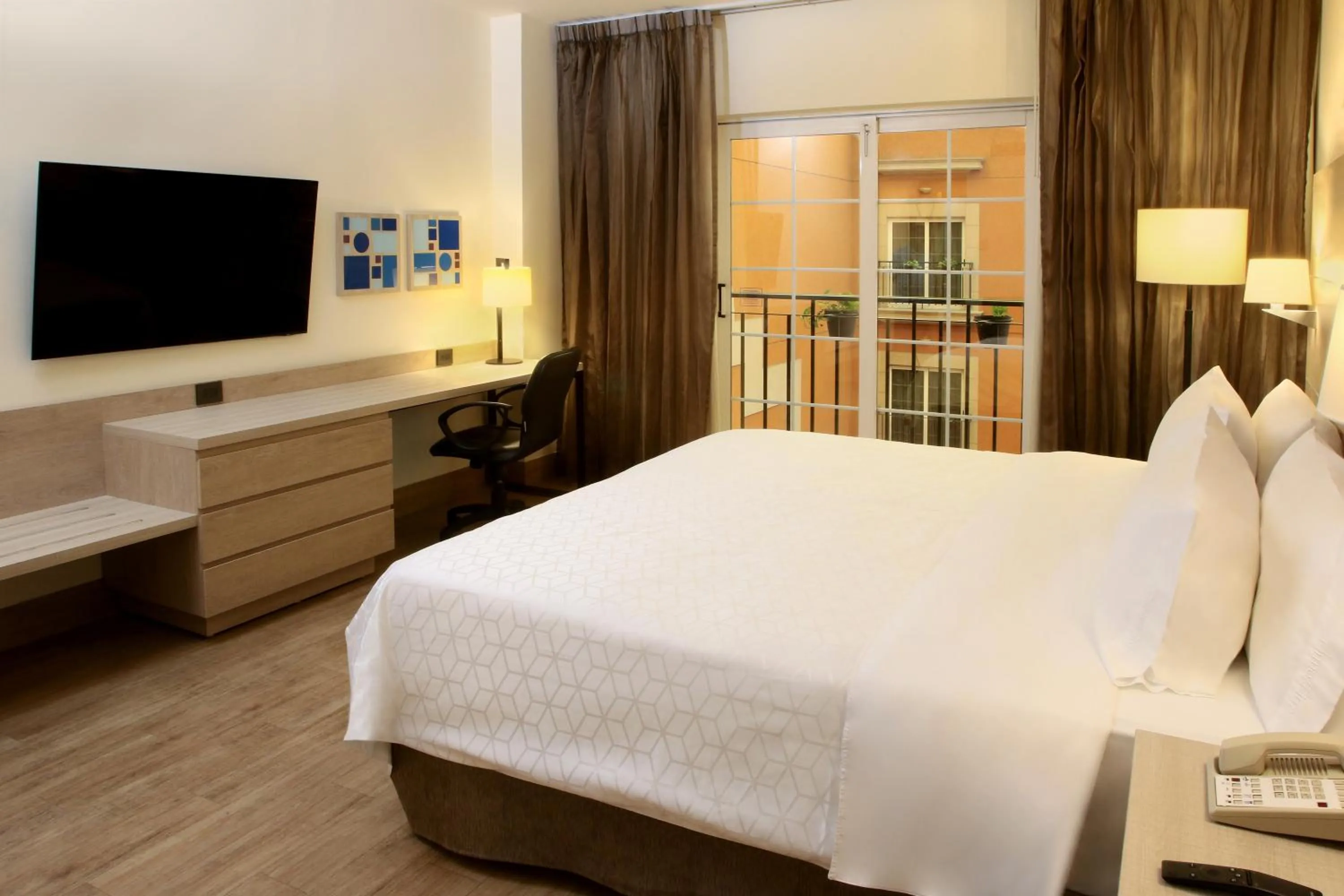 Standard King Room - Accessible in Holiday Inn Express Torreon by IHG
