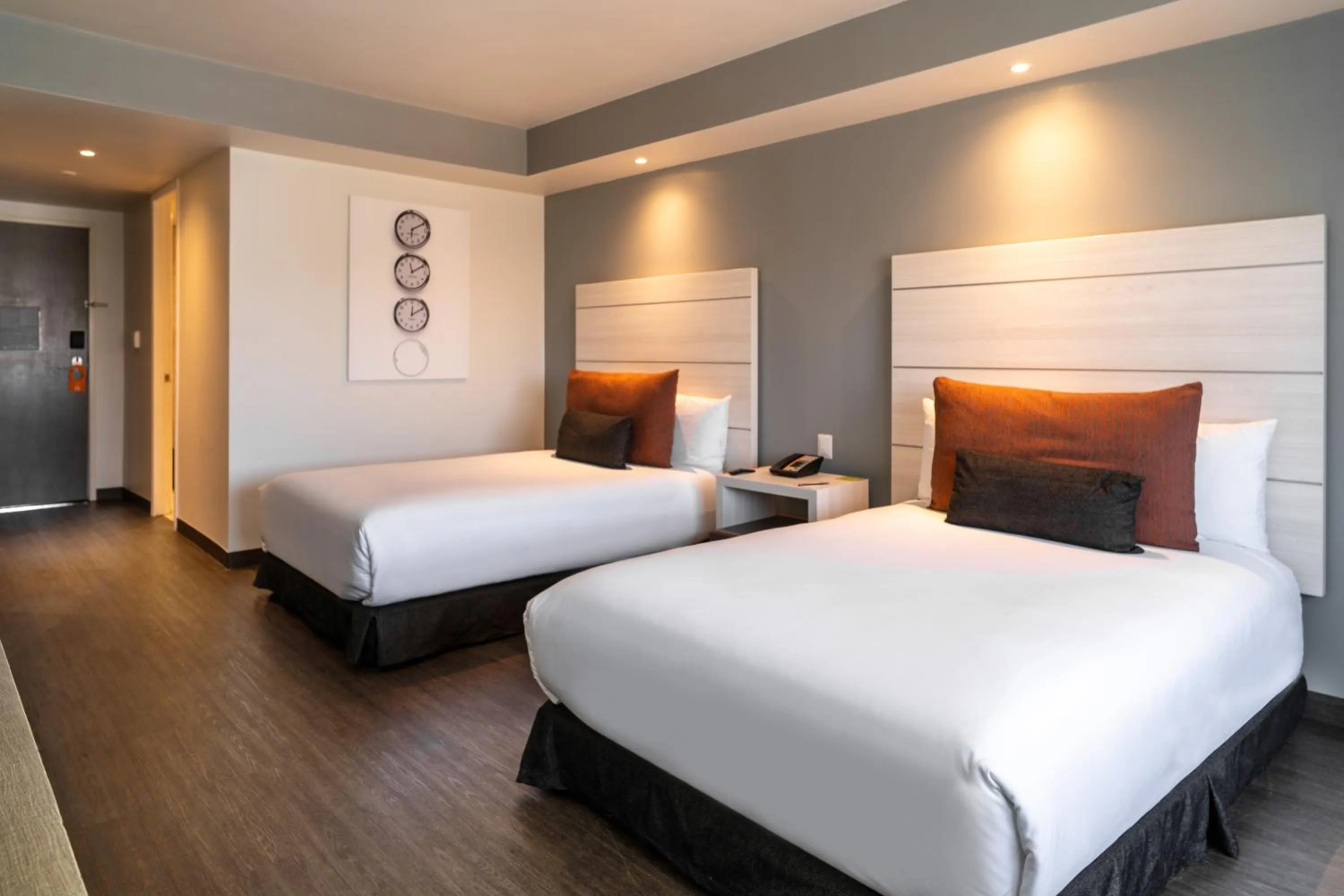 Deluxe Superior Double in Real Inn Tijuana by Camino Real Hoteles