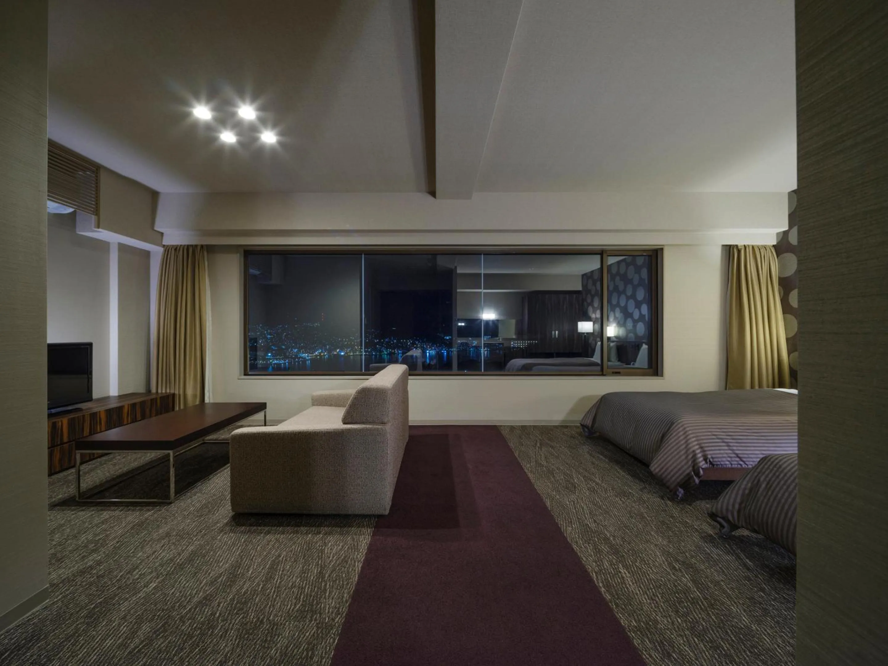 Deluxe Twin Room with Sea View - single occupancy in Inasayama Kanko Hotel