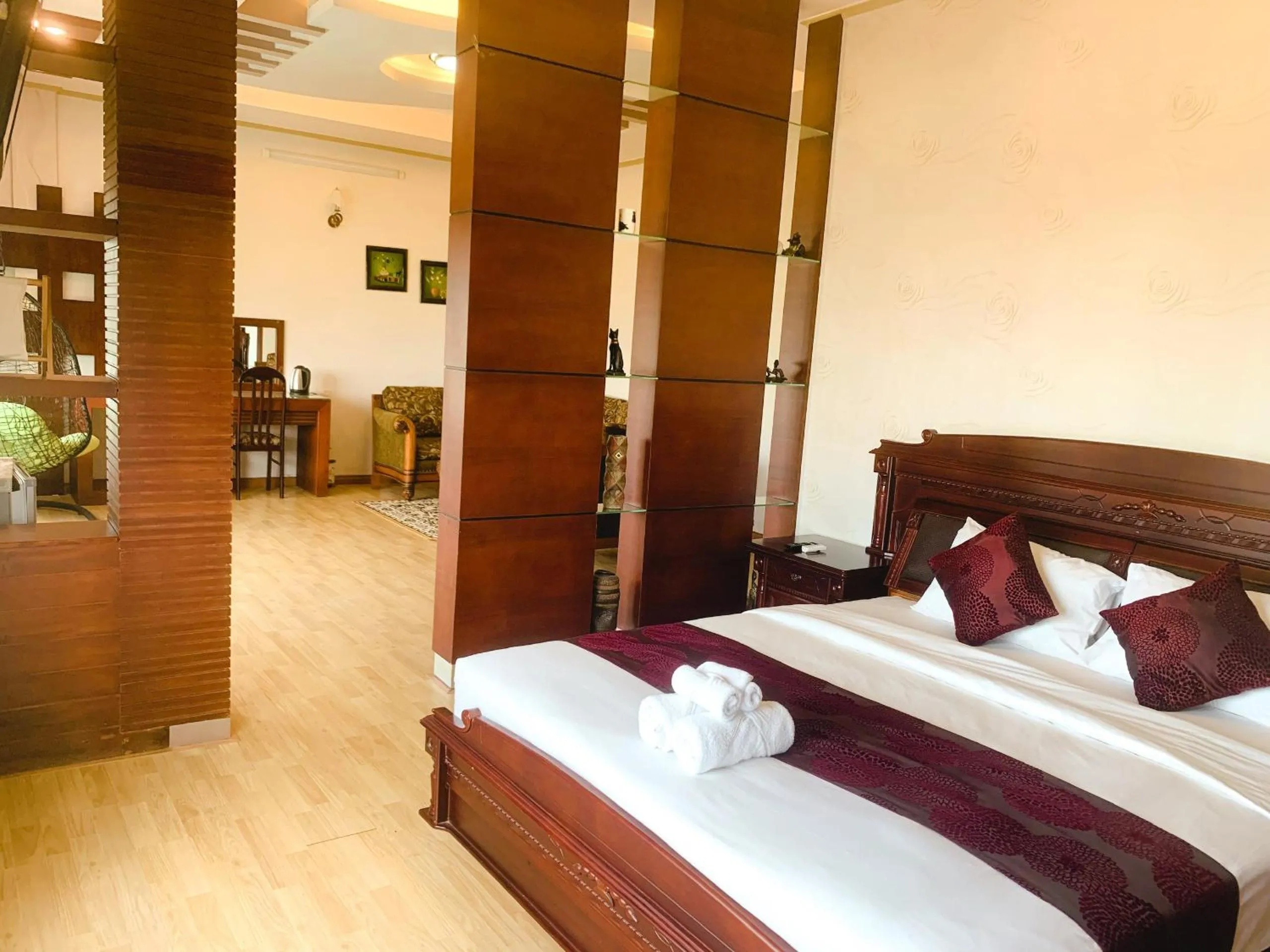 Deluxe Double Room with Bath - single occupancy in Thanh Dat Resort
