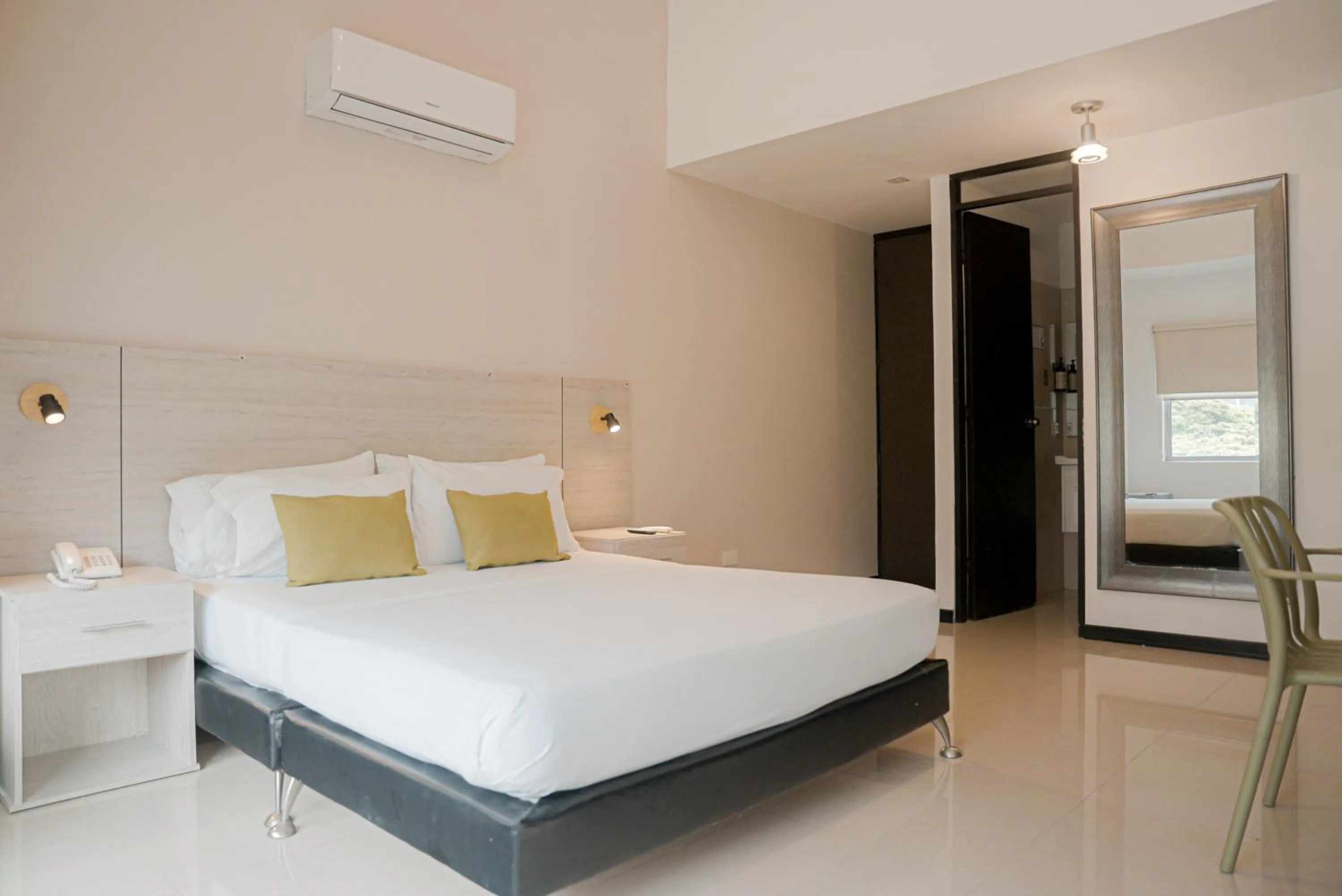 Double Room in Basic Hotel Chipichape by Hoteles MS