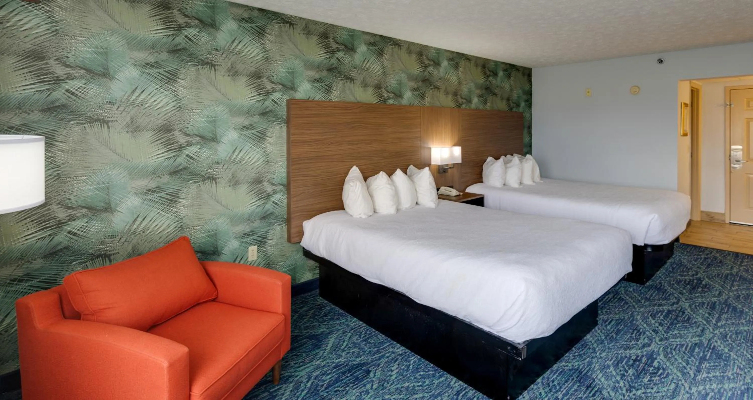 Queen Room with Two Queen Beds in Park Grove Inn