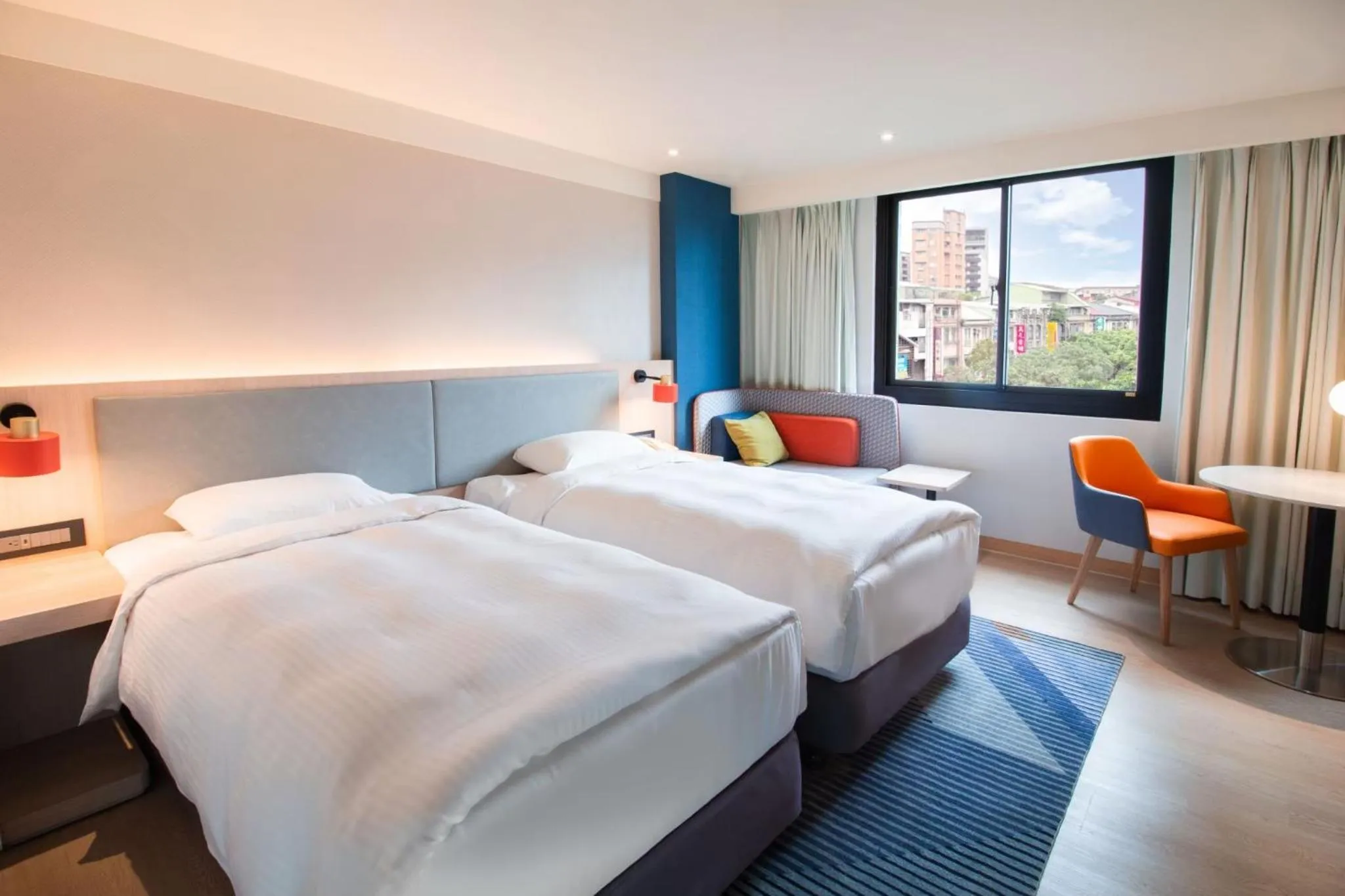 Holiday Inn Express Taipei Train Station by IHG