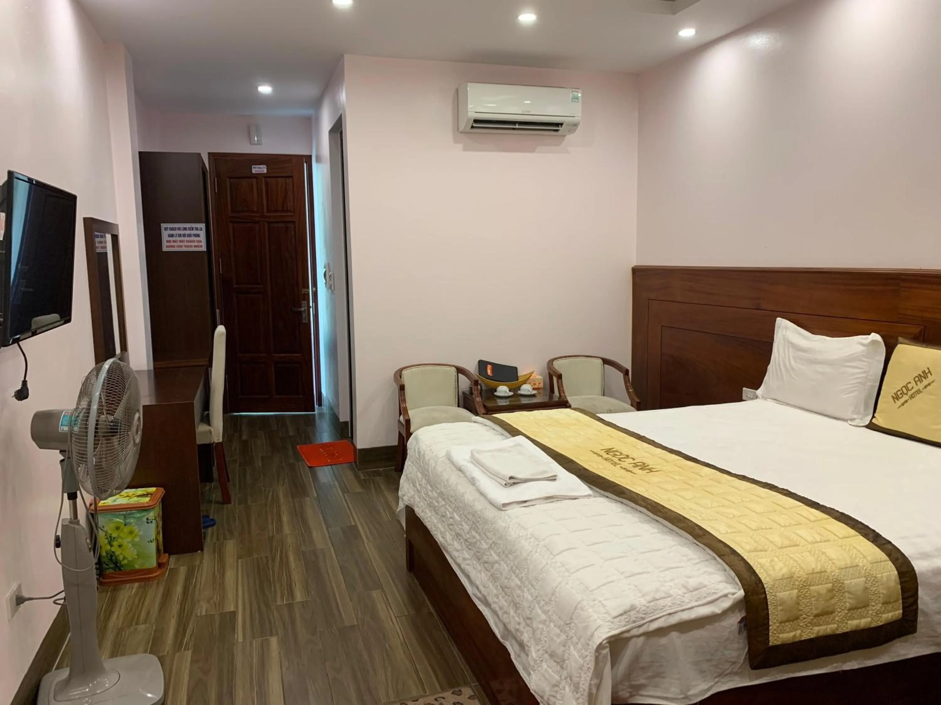 Standard King Room in Hotel Ngoc Anh - Van Don