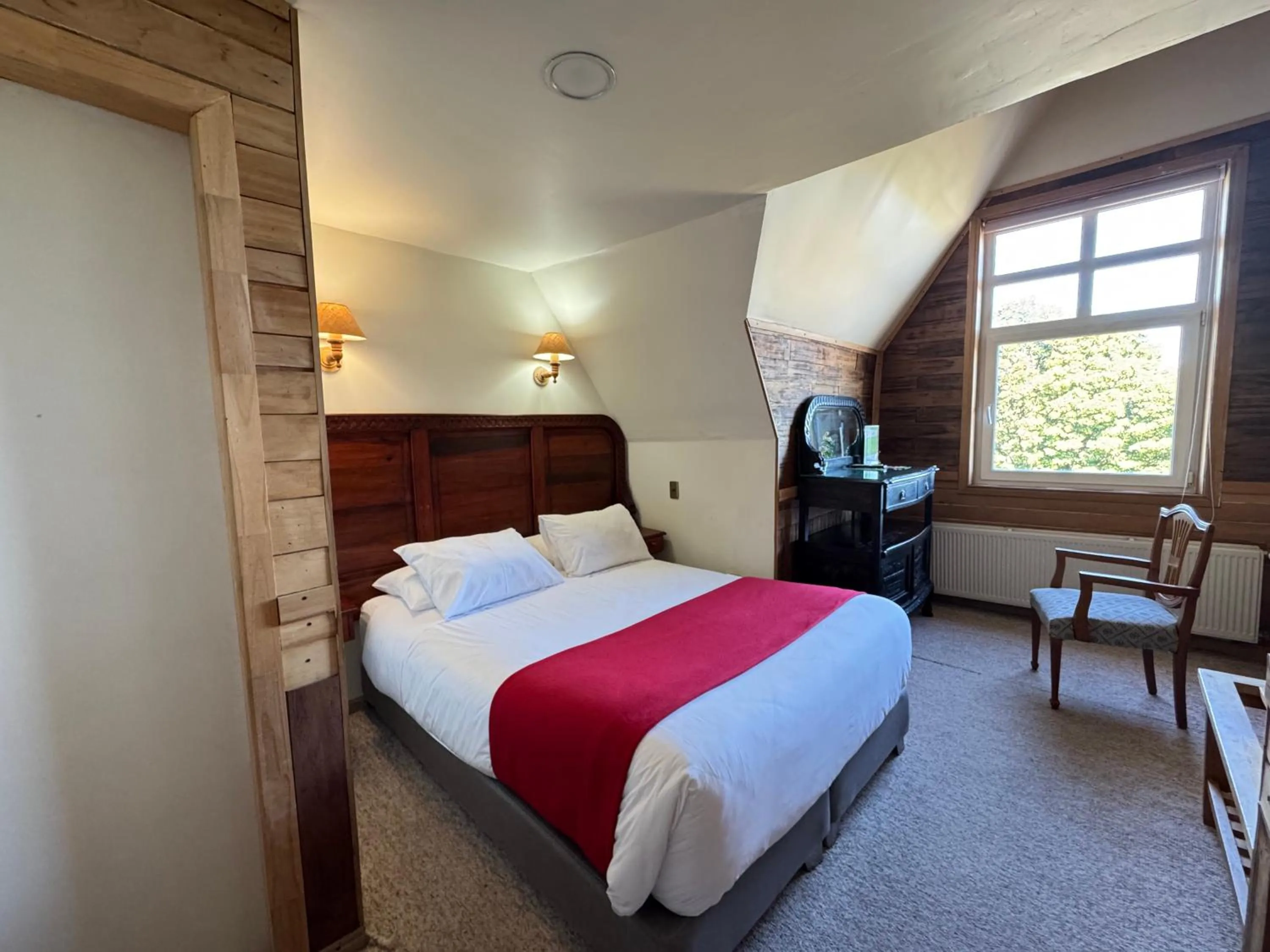 Double Room in Hotel Museo El Greco Puerto Varas