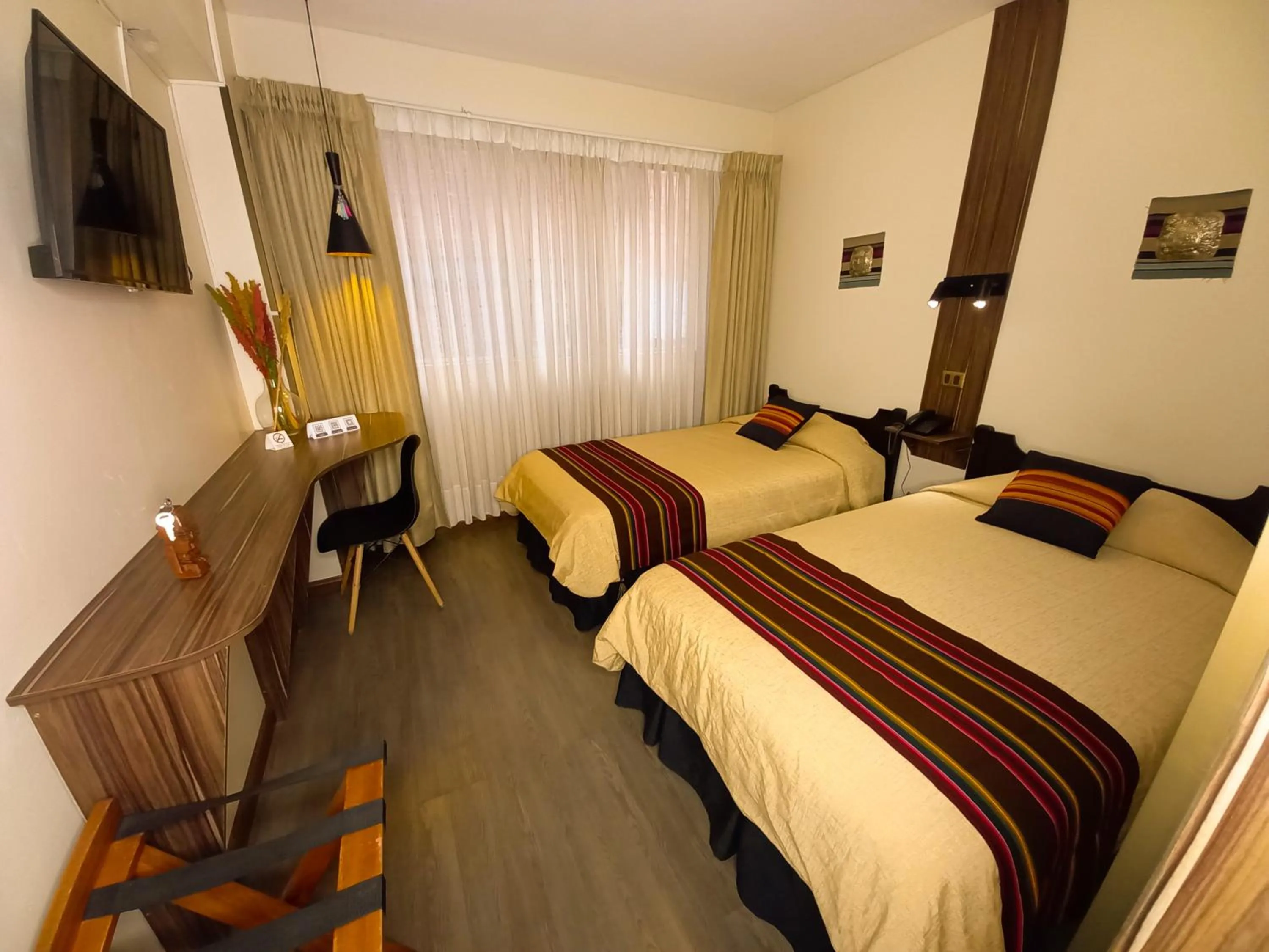 Deluxe Twin Room in Hotel Sagarnaga