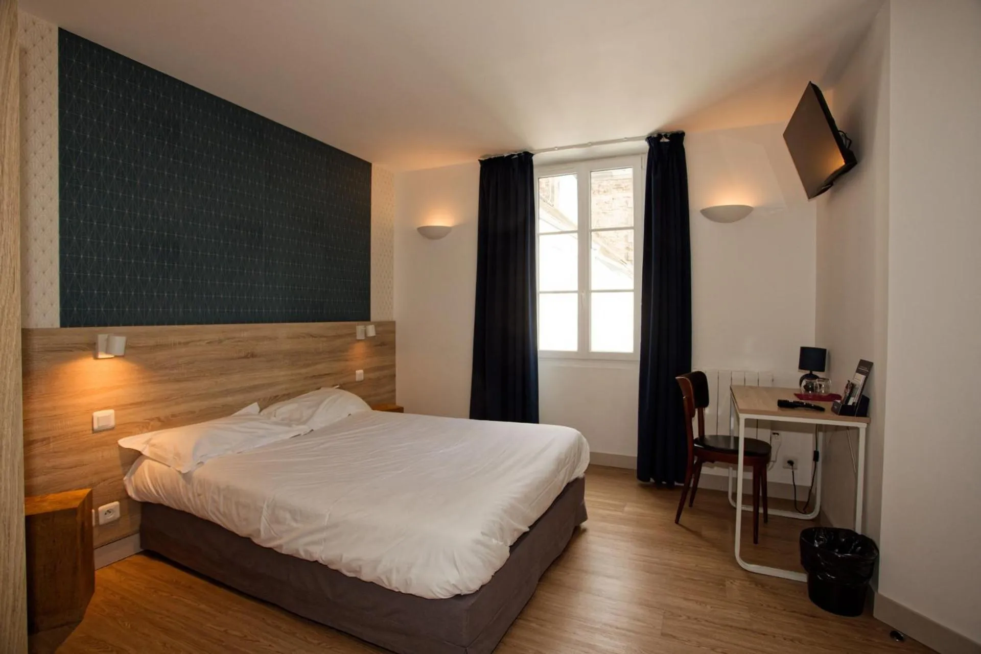 Double Room in Hôtel Océan Dinan