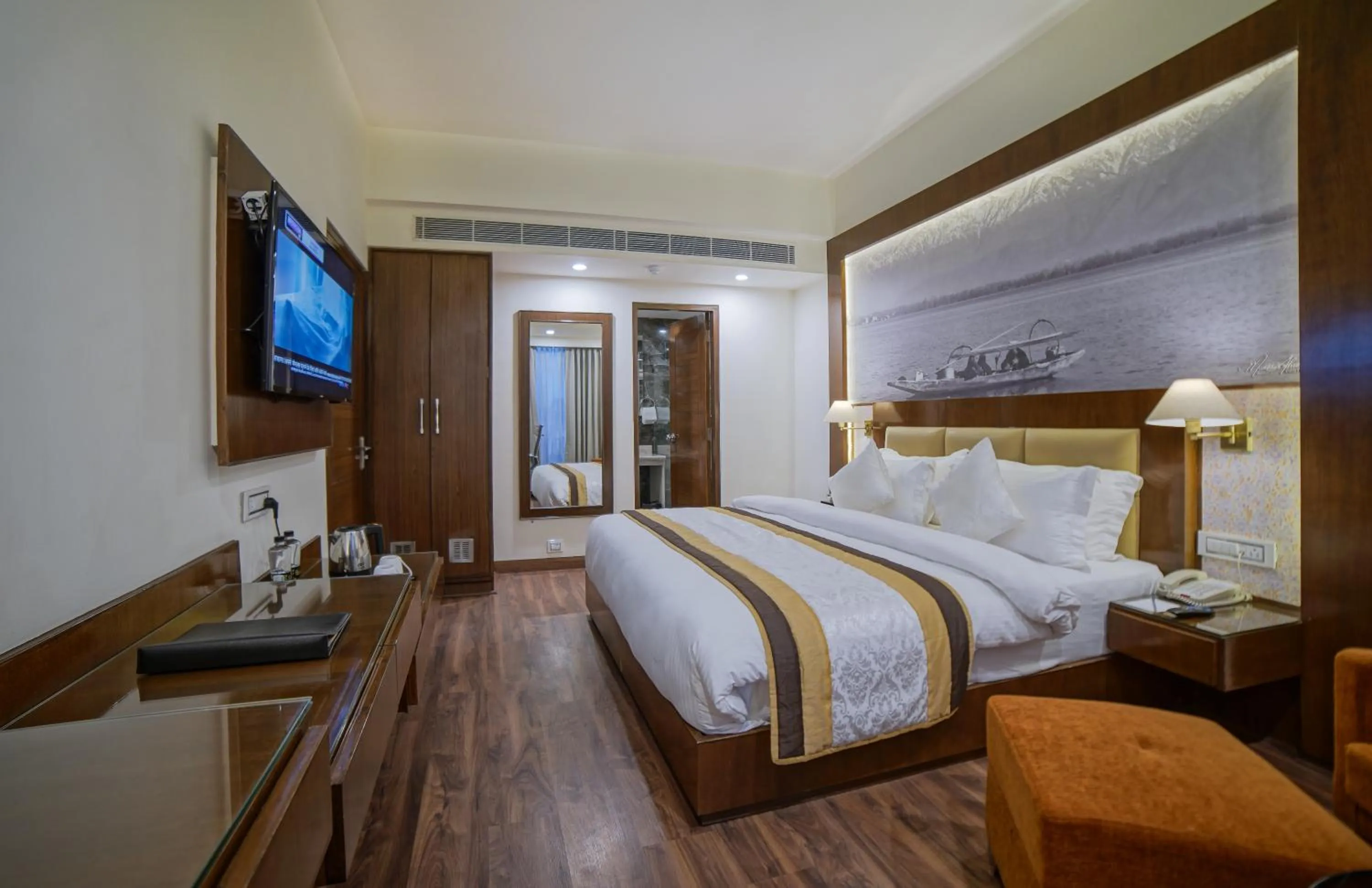 Executive Suite - single occupancy in Regenta Central Srinagar, Rajbagh