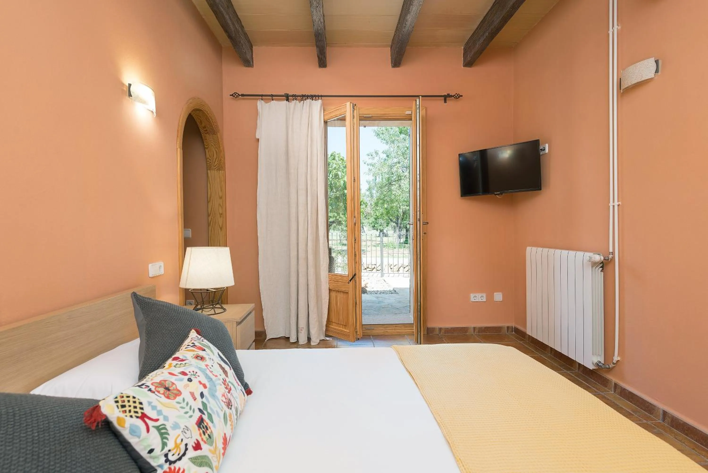 Double Room with Terrace in Finca - Agroturisme Sa Parellada