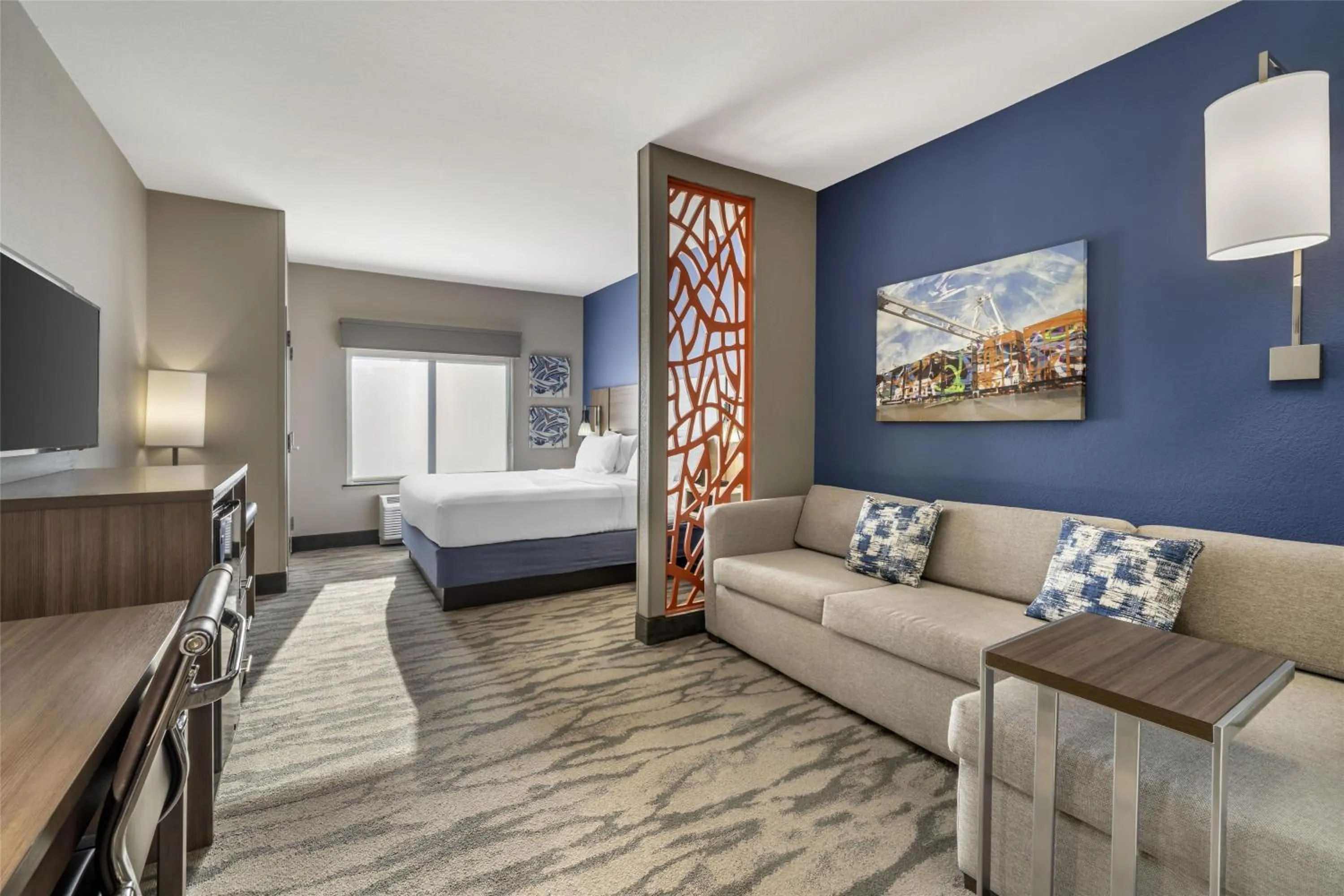 King Suite - Non-Smoking in Best Western Plus Castlerock Inn & Suites