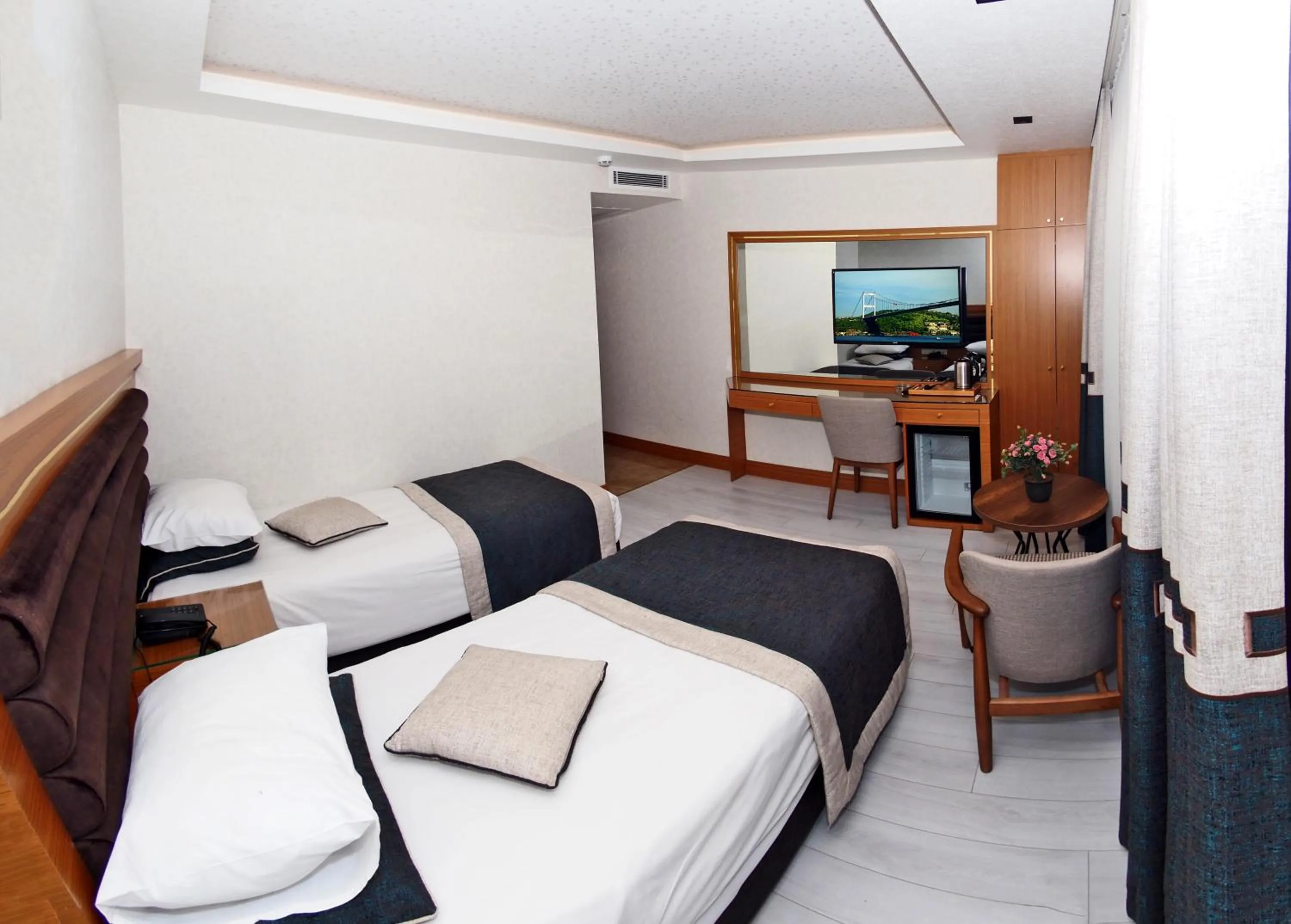 Economy Double Room in Grand Emir Hotel Old City