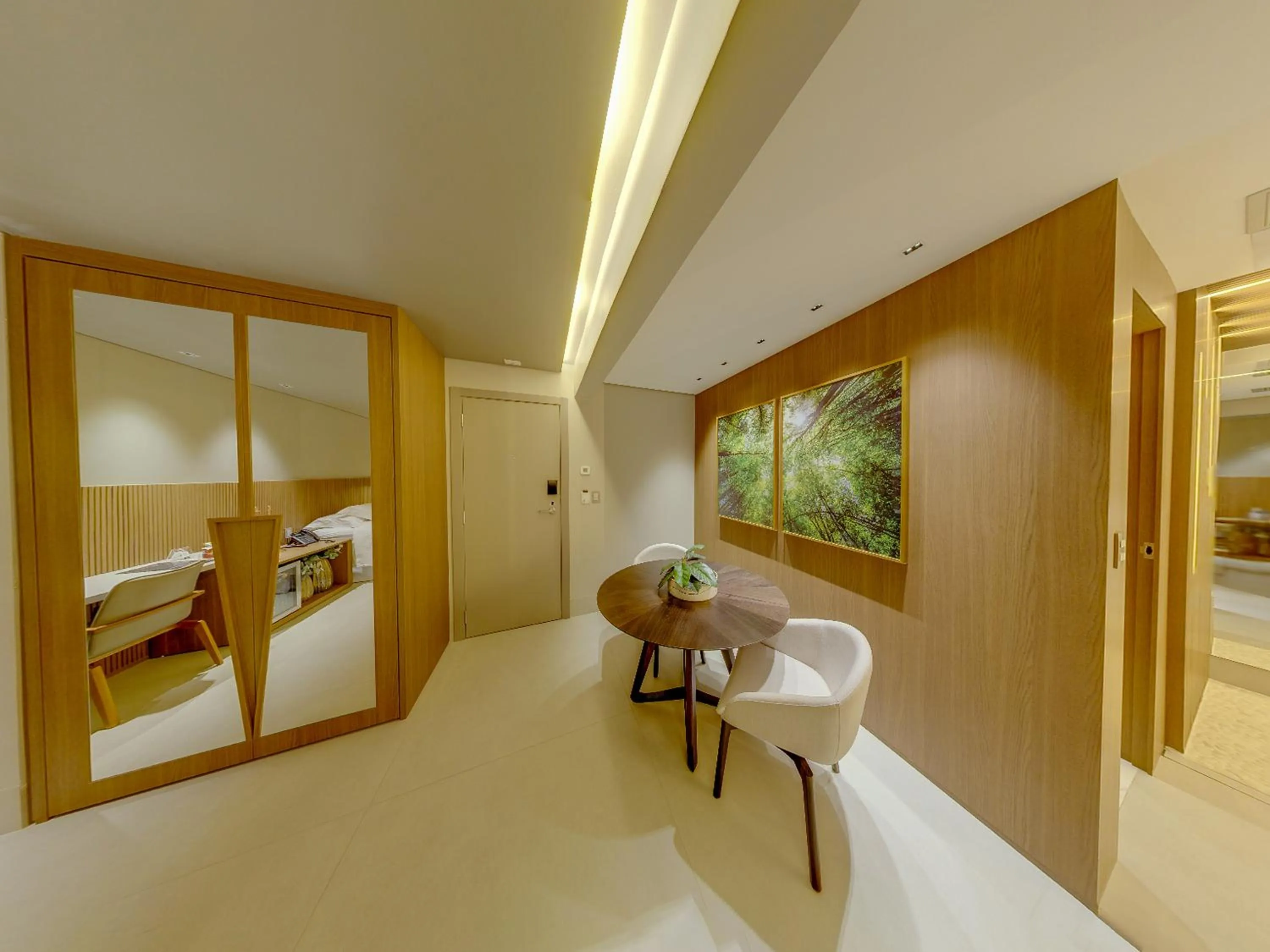 Deluxe Queen Suite in Amazon Taiamã Hotel