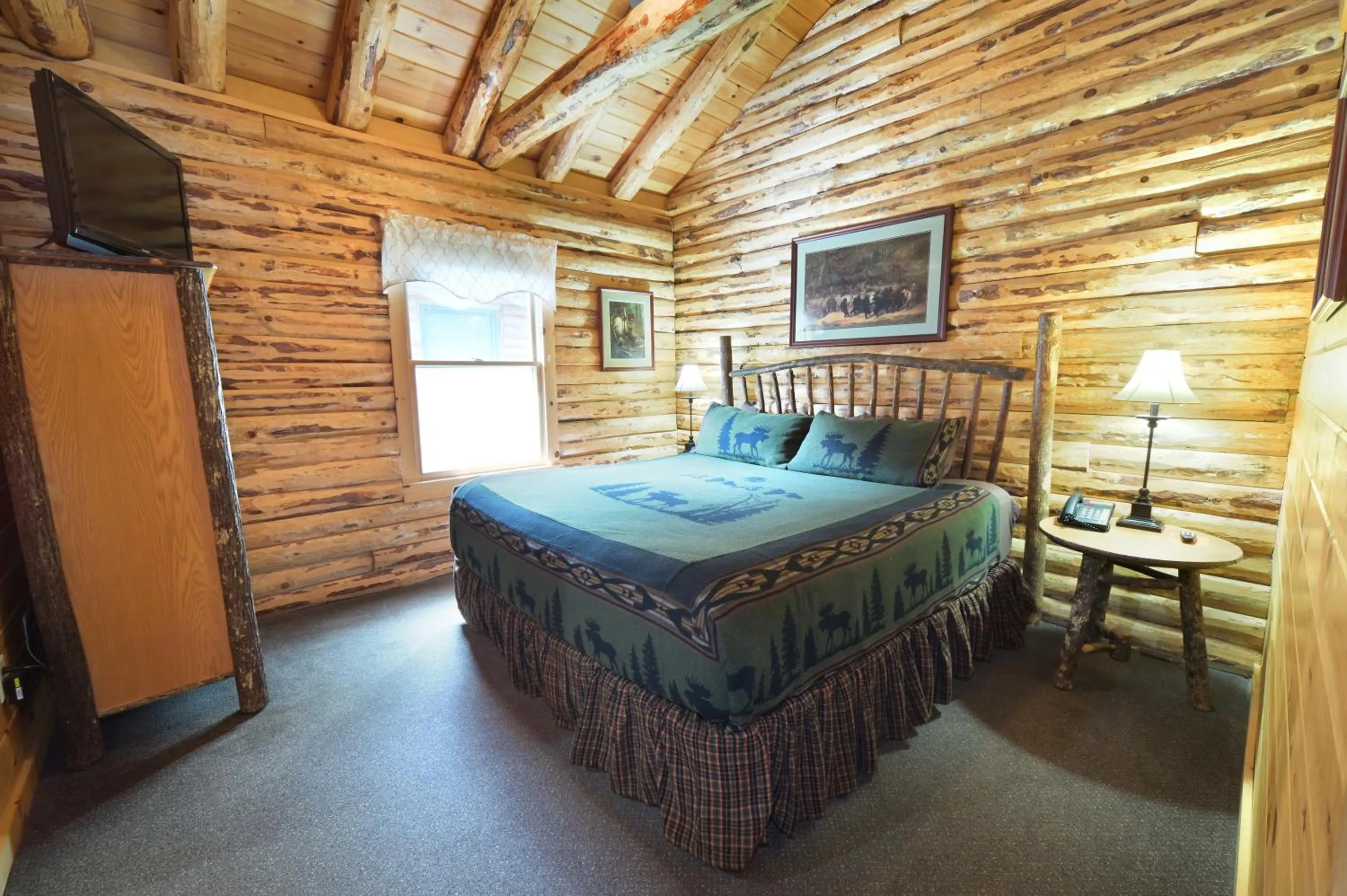 Two-Bedroom Apartment in The Lodges at Cresthaven
