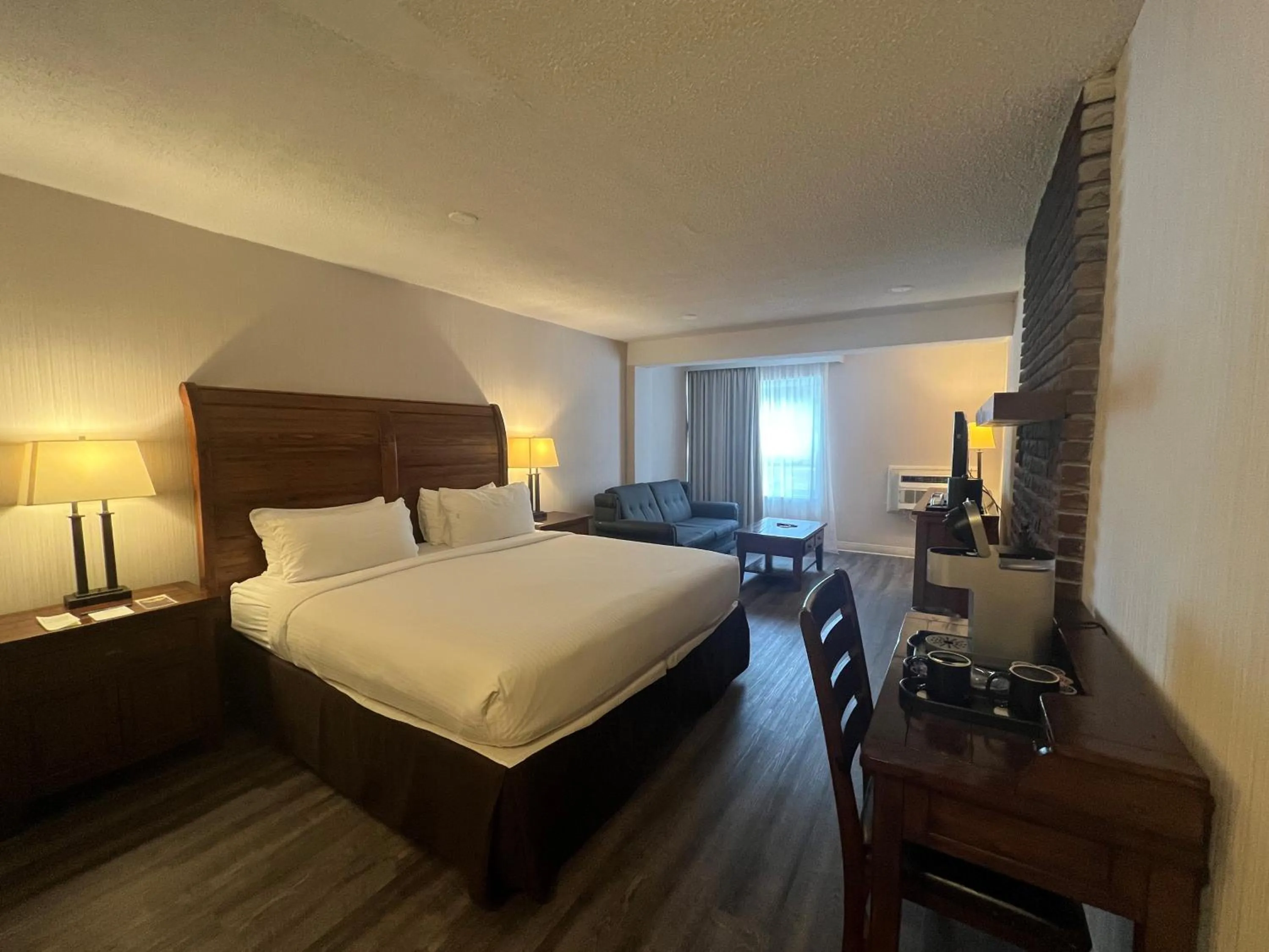 King Room - Non-Smoking in Hidden Valley Resort, an Ascend Collection Resort