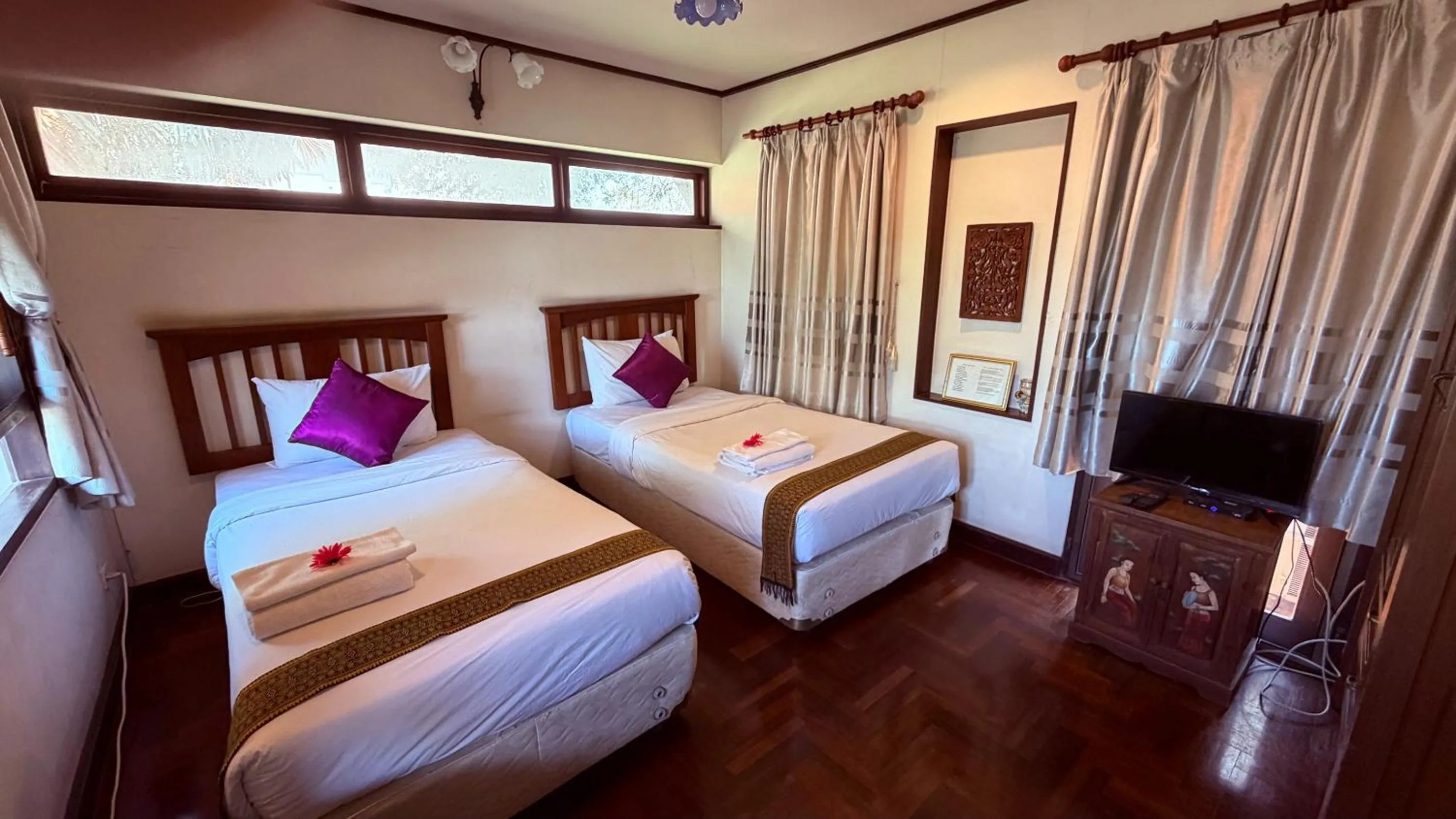 Superior Twin Room with Garden View in Ayutthaya Garden River Home