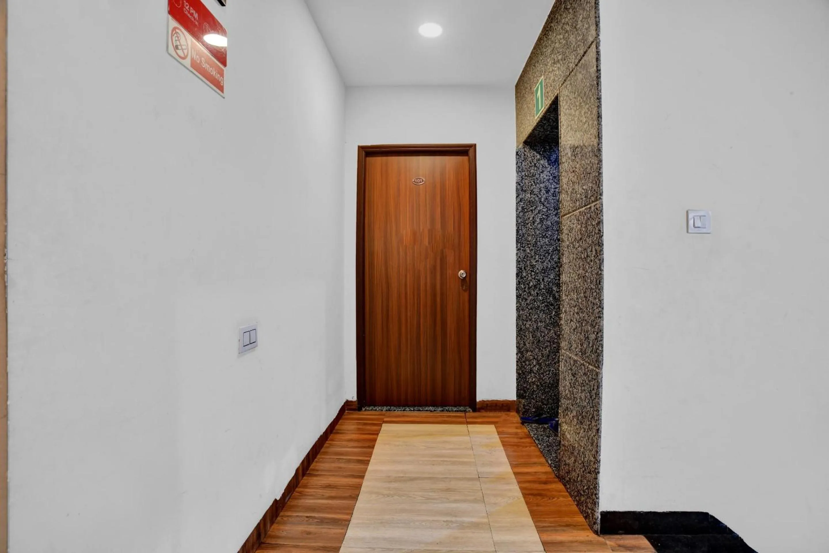 Collection O Jineshwari Hotel