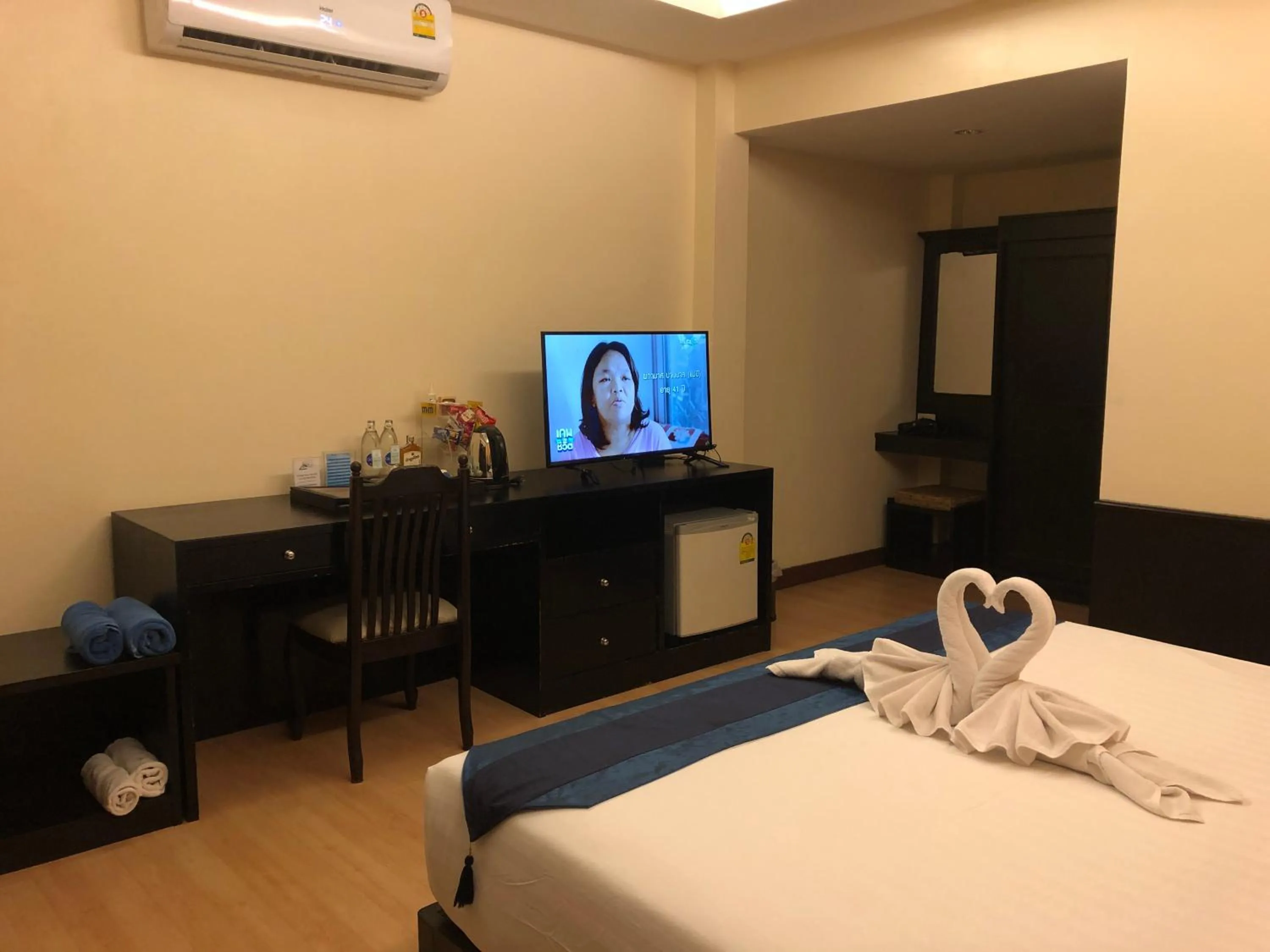 Deluxe Double Room with Balcony in Samui Mermaid Beachfront