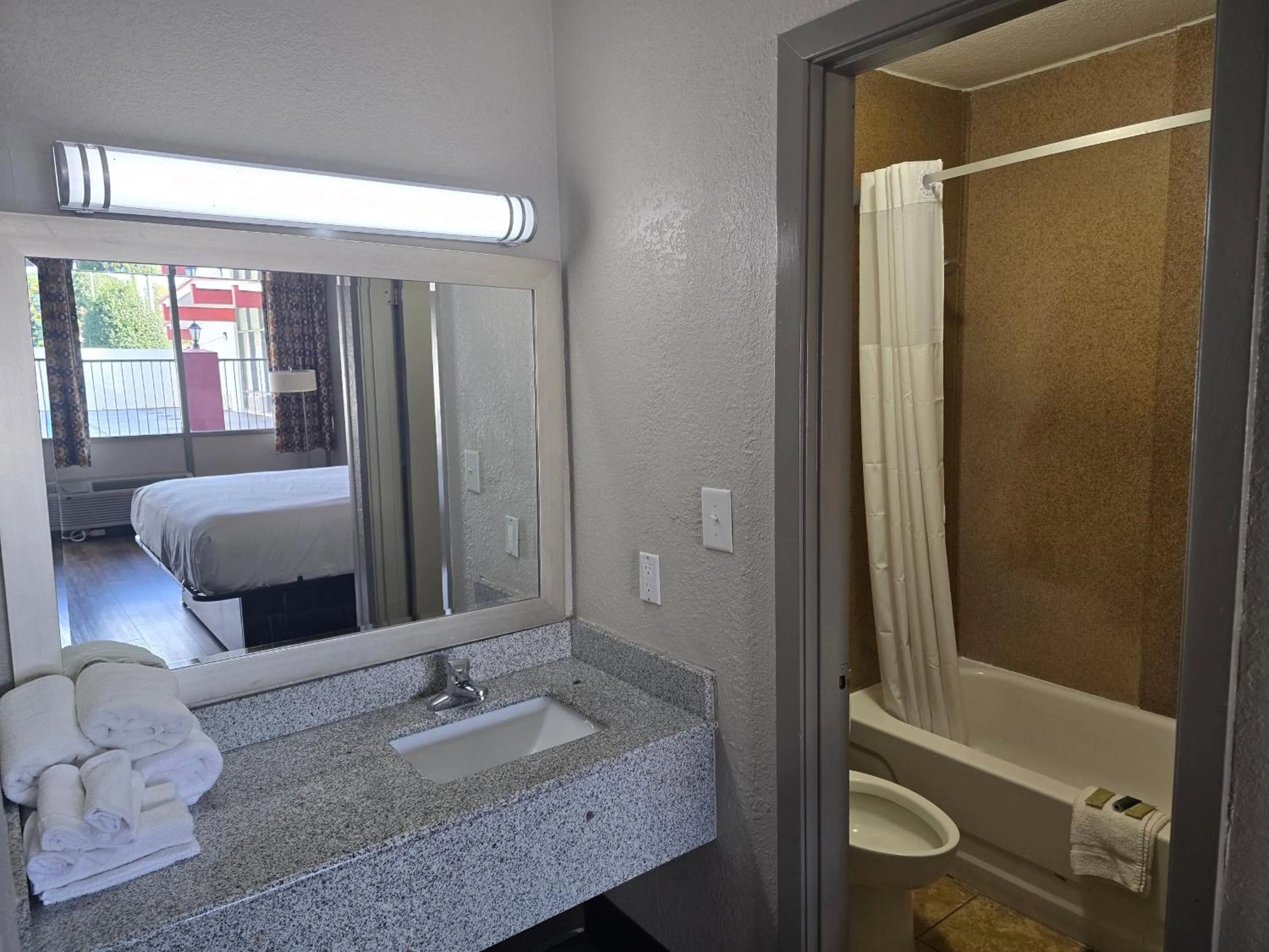 Double Room with One Double Bed - Non-Smoking in Days Inn by Wyndham Raleigh South