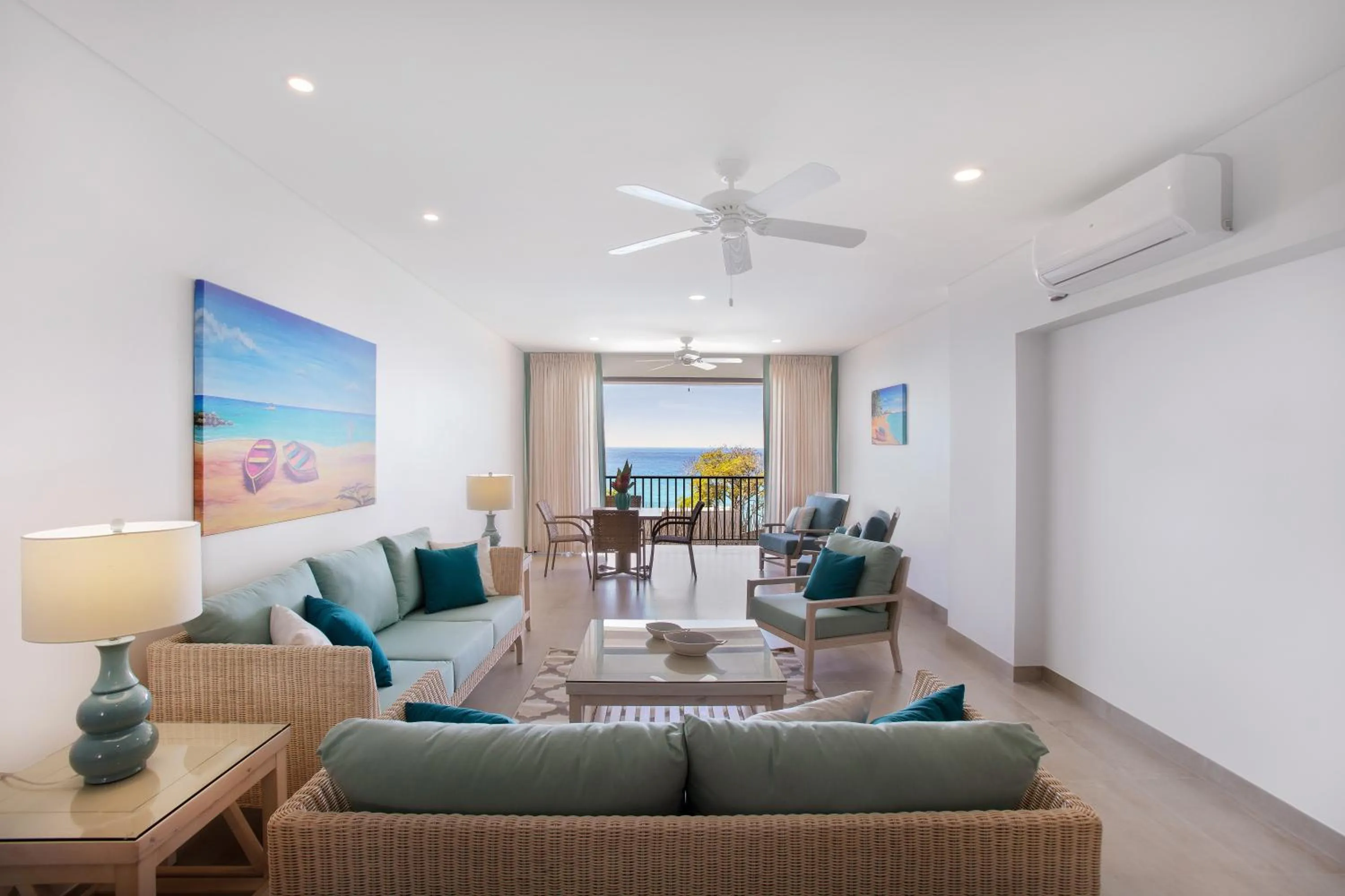 One Bedroom Suite- Passion Fruit in Beach View Hotel