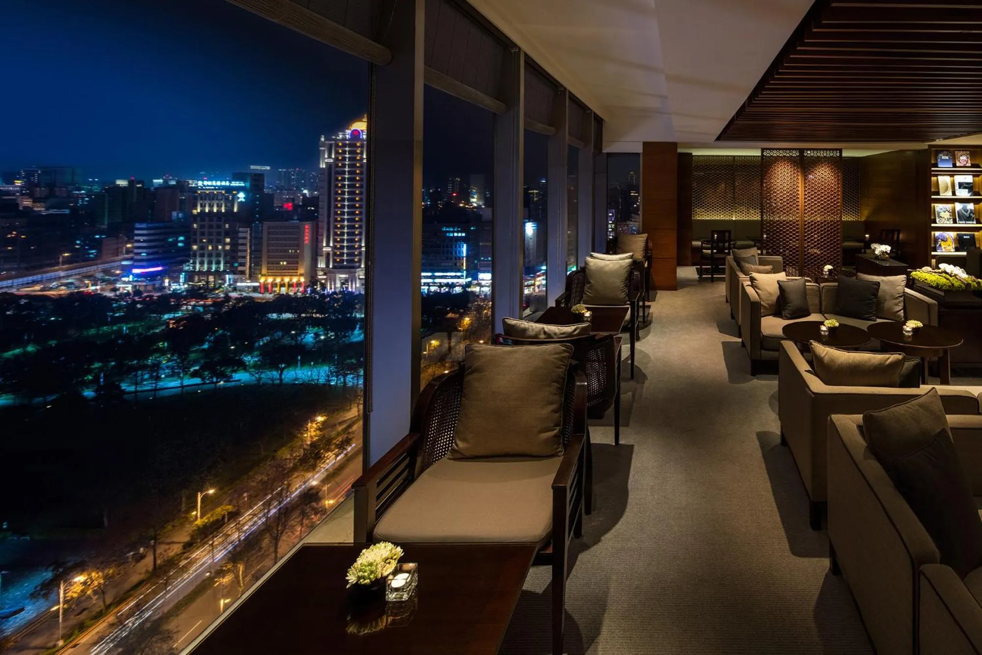 Club King Room in Regent Taipei