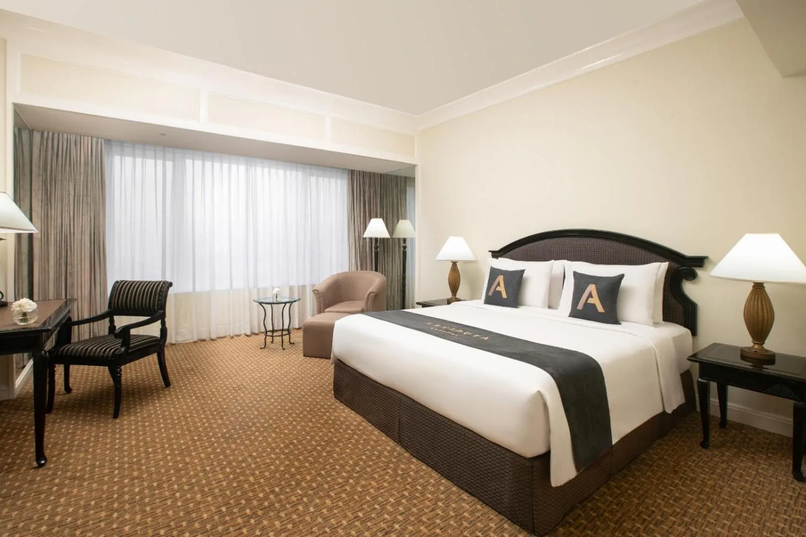 Business Double or Twin Room in Aryaduta Bandung