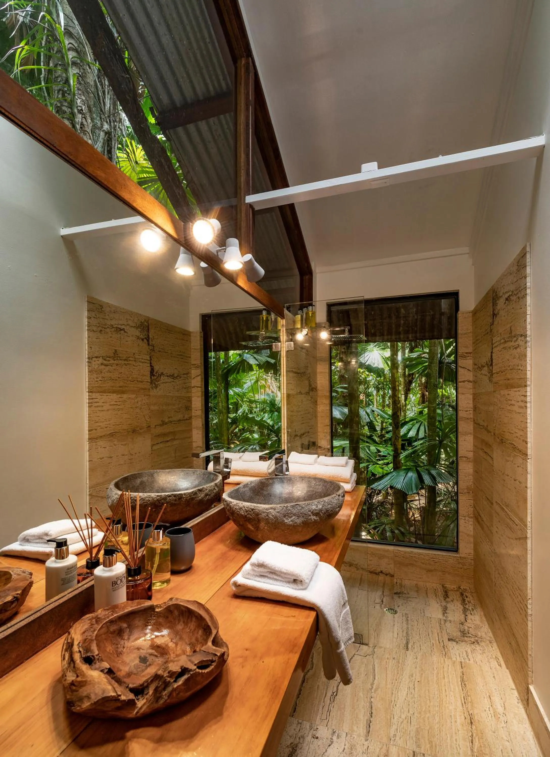 Rainforest Cabin with Balcony in Daintree Wilderness Lodge