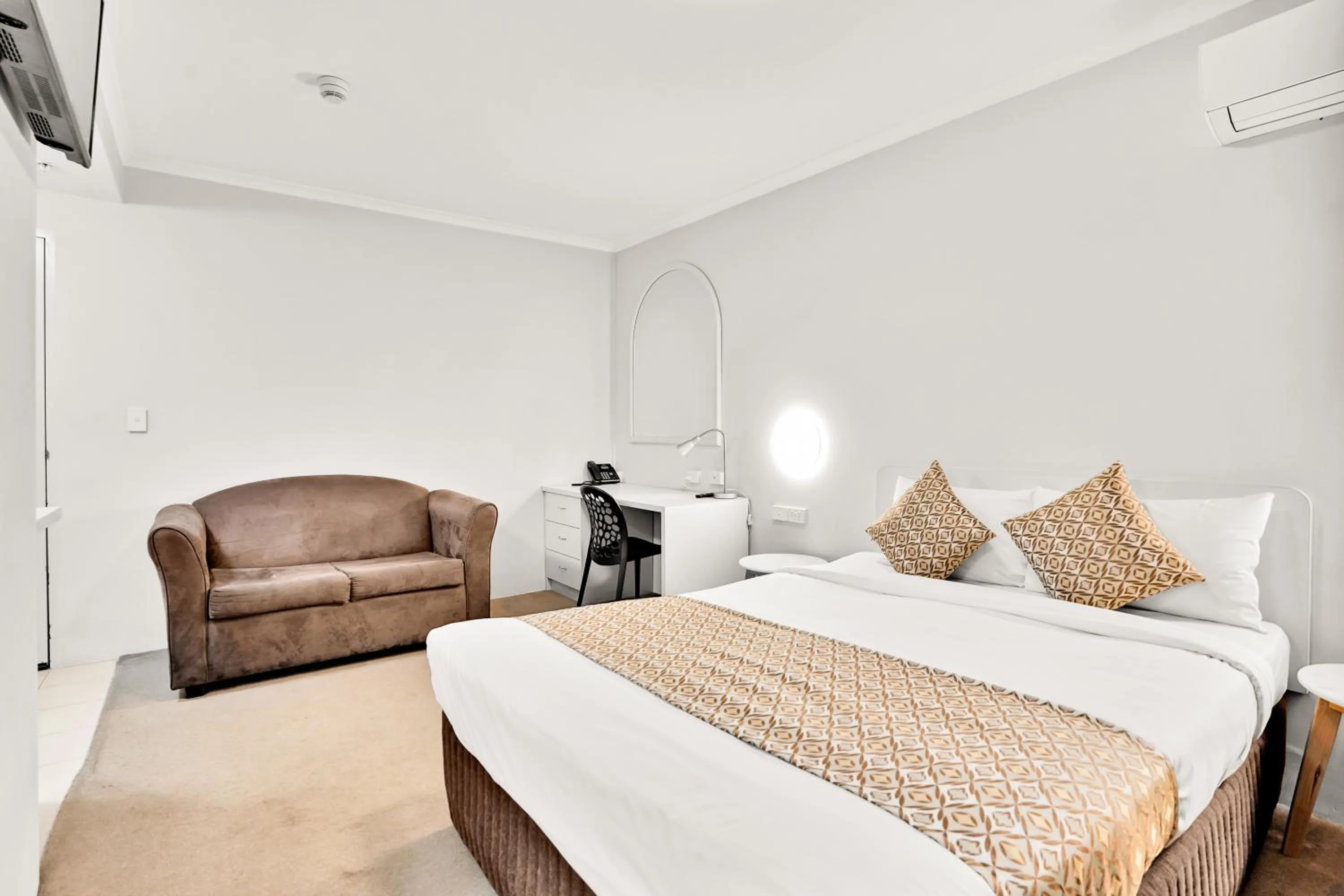 Standard Suite in Carlton Lygon Lodge - Close to Melbourne Uni