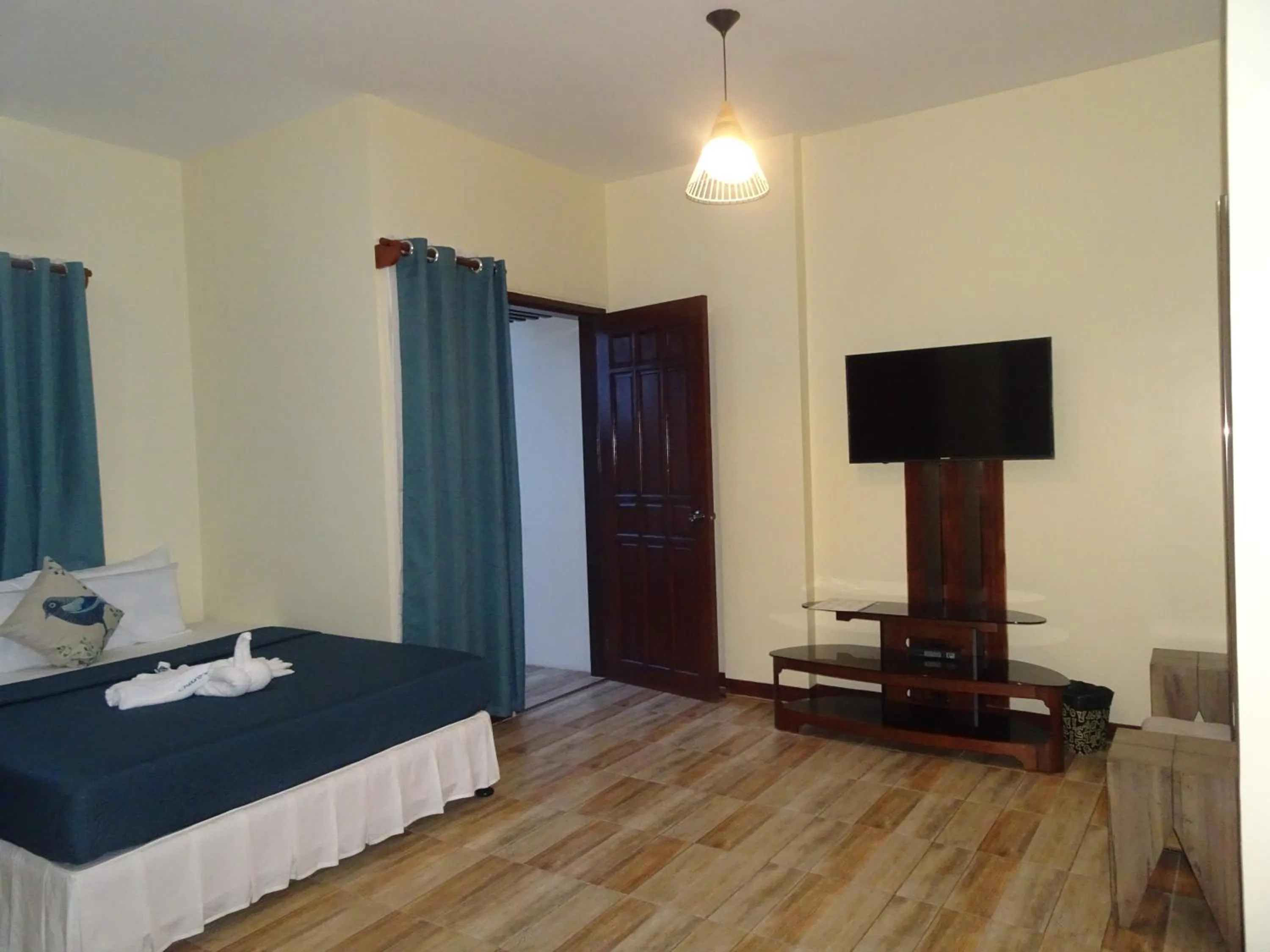 Family Room with Balcony in Charos Dormitel