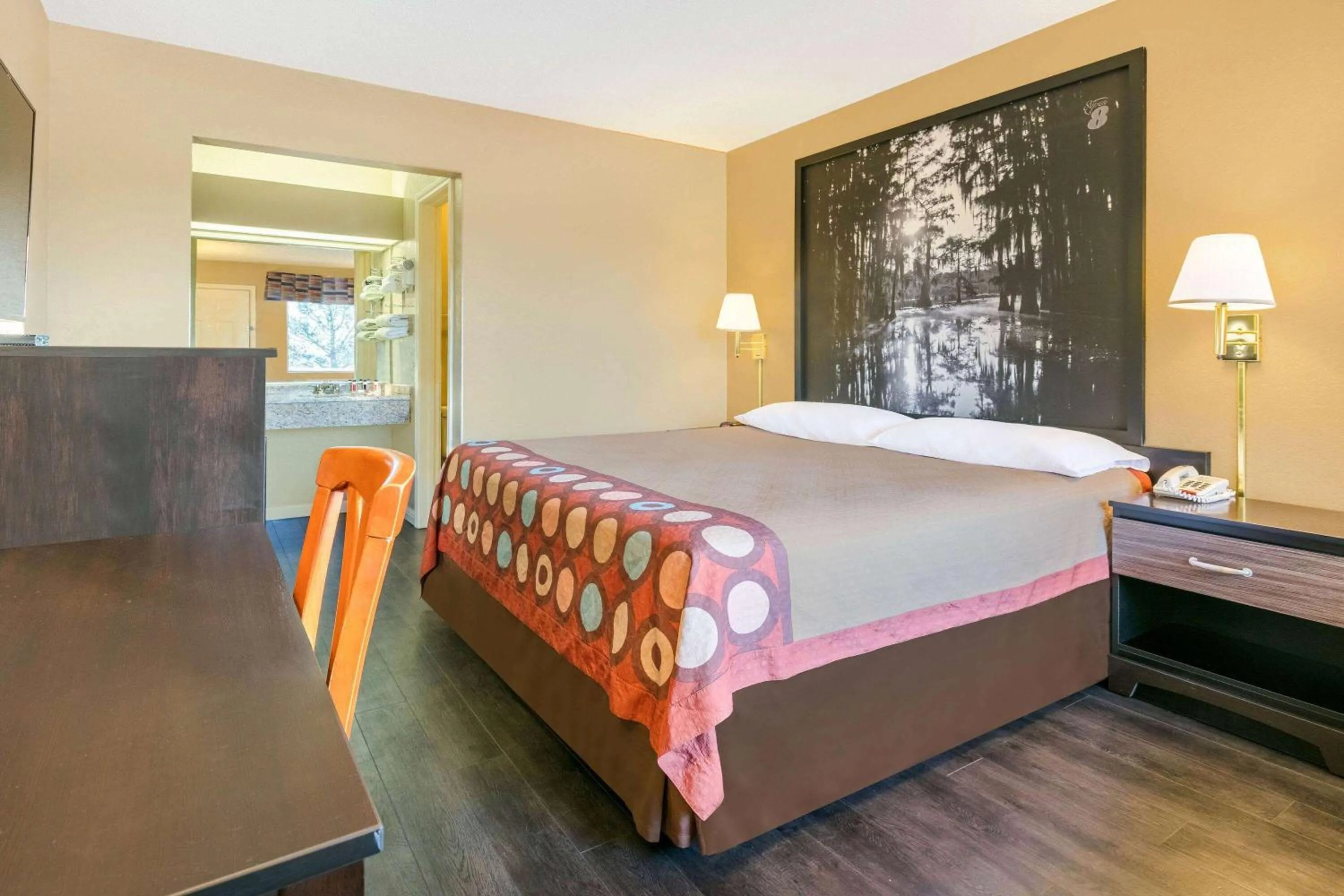 King Room with Roll-In Shower - Mobility/Hearing Accessible - Non-Smoking in Super 8 by Wyndham Abilene North