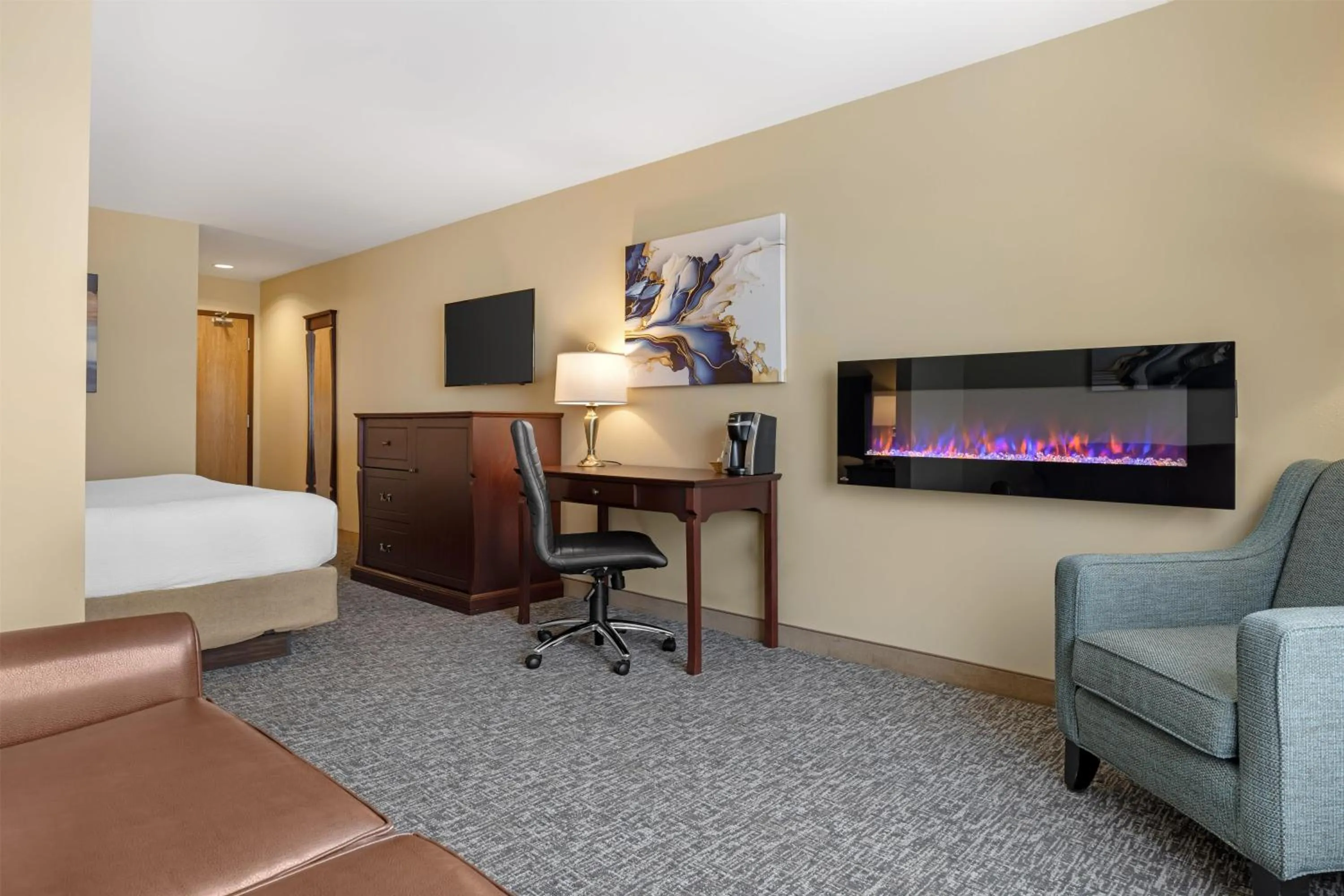 King Suite with Sofa Bed and Fireplace - Non-Smoking  in Best Western Plus Fredericton Hotel & Suites