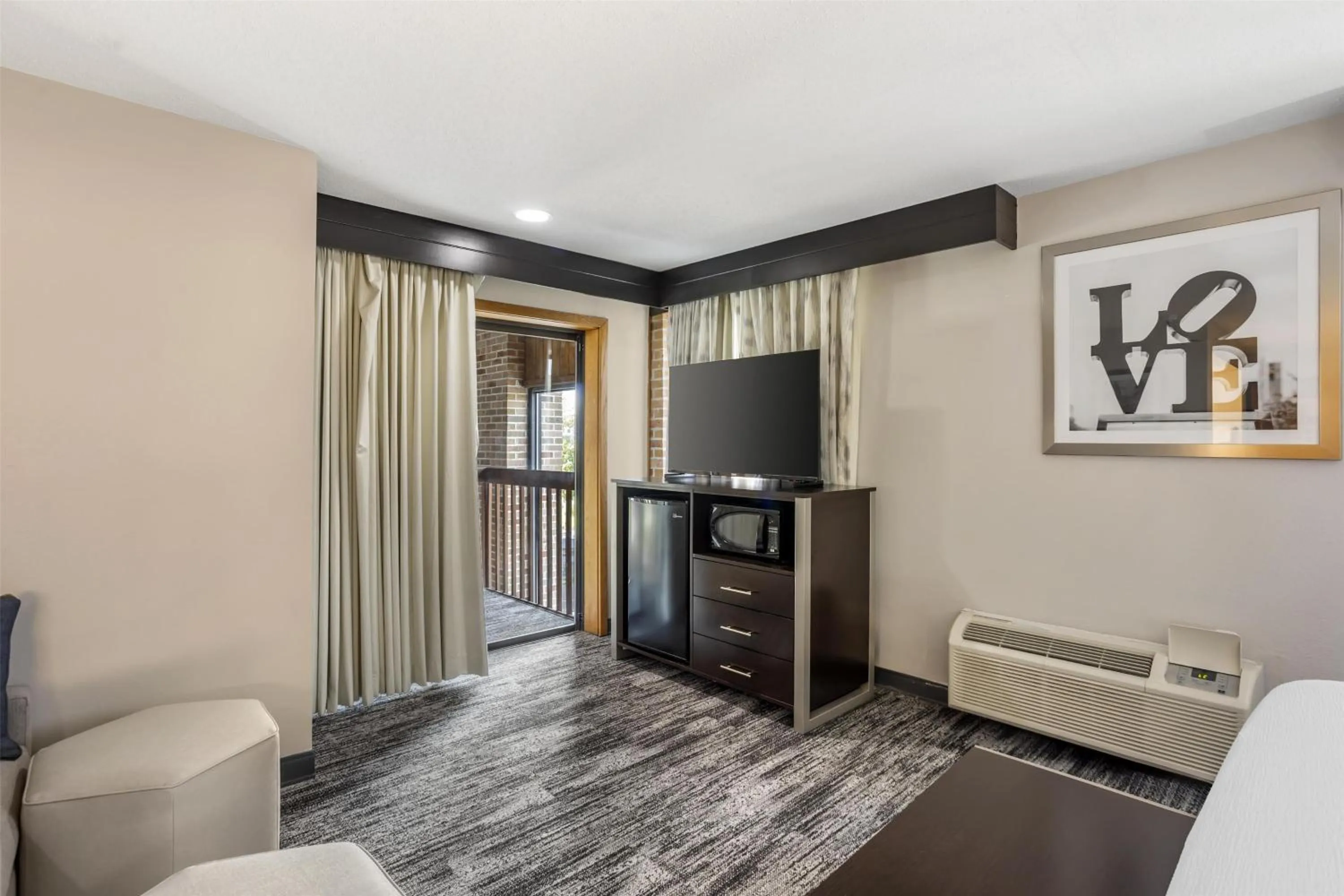 King Suite - Non-Smoking in Best Western Shippensburg