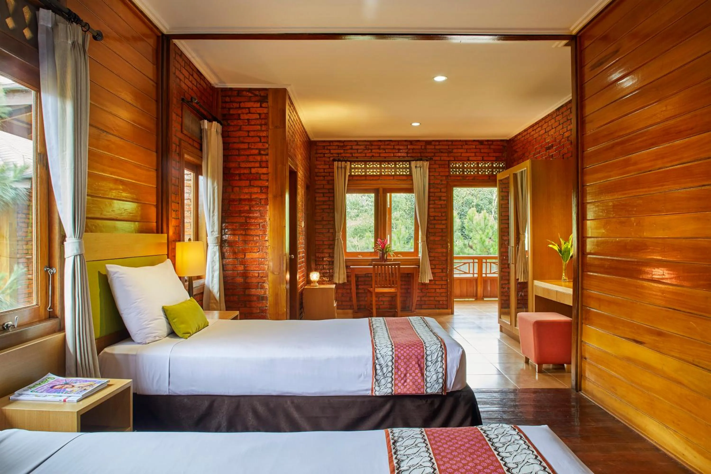 Four-Bedroom VIP Villa in Jambuluwuk Convention Hall & Resort Puncak
