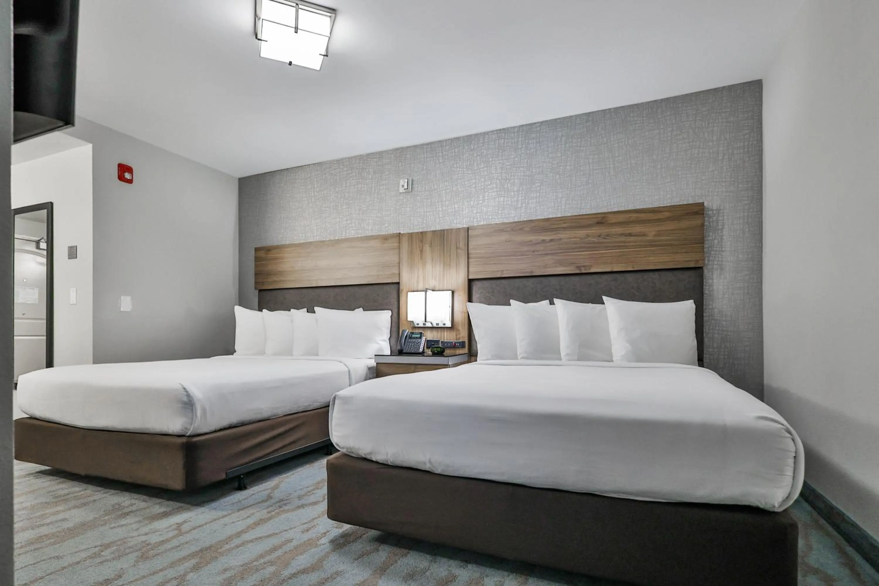 ADA Accessible, 2 Queen Beds, Transfer Shower, City View in The Penn Stroud, Stroudsburg - Poconos, an Ascend Collection Hotel