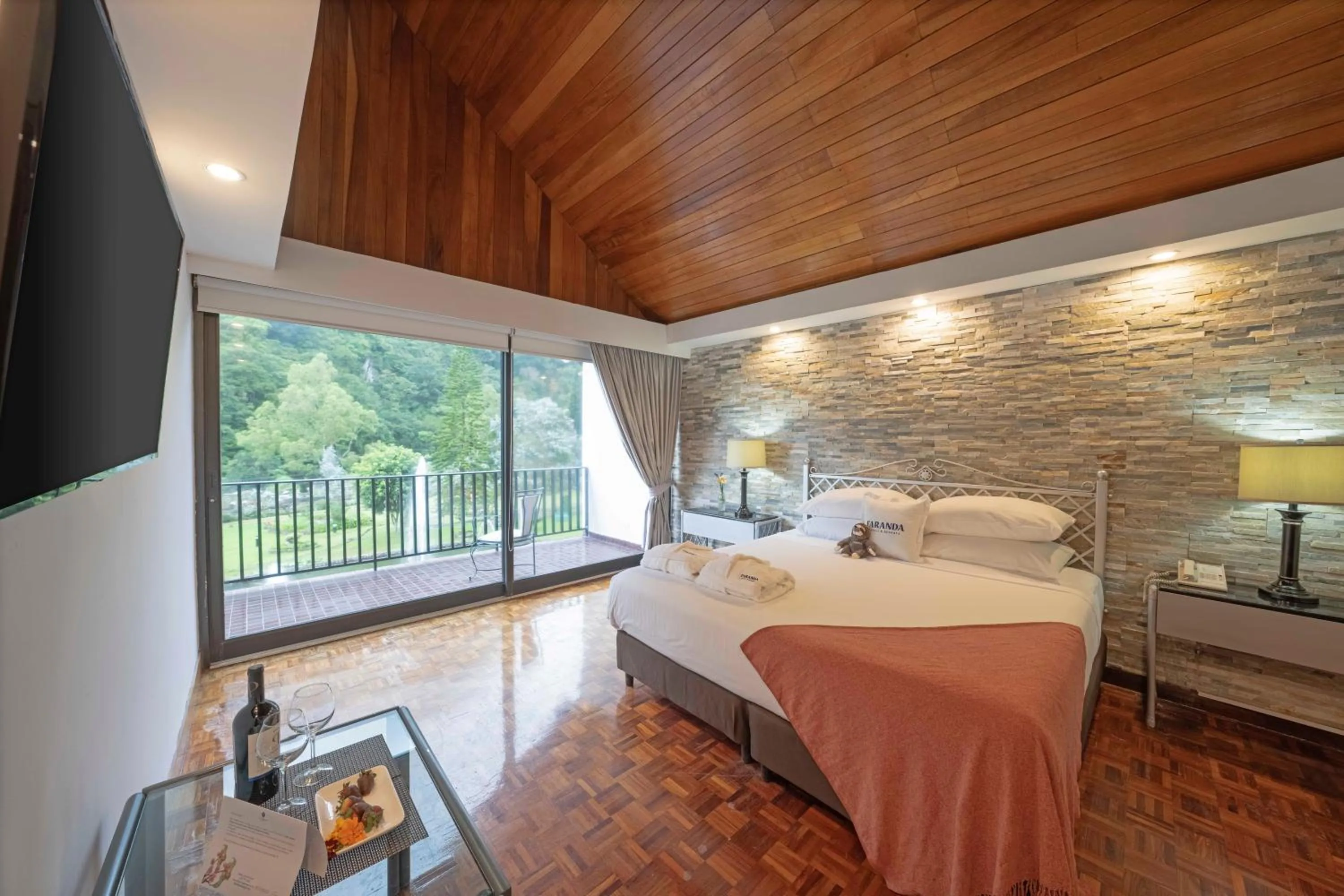 King Suite with Garden View - Non Smoking in Hotel Bambito By Faranda Boutique, a member of Radisson Individuals