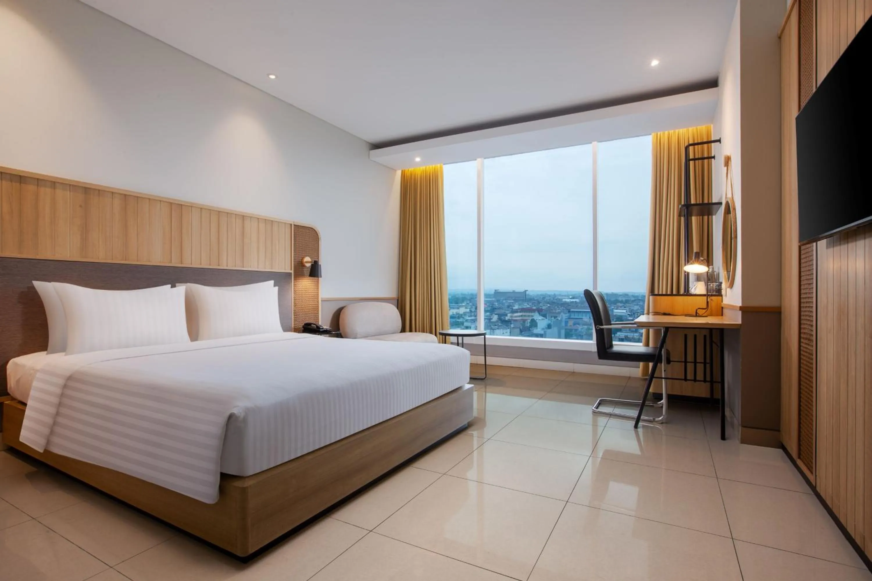 Deluxe Room in Hotel Santika Tasikmalaya