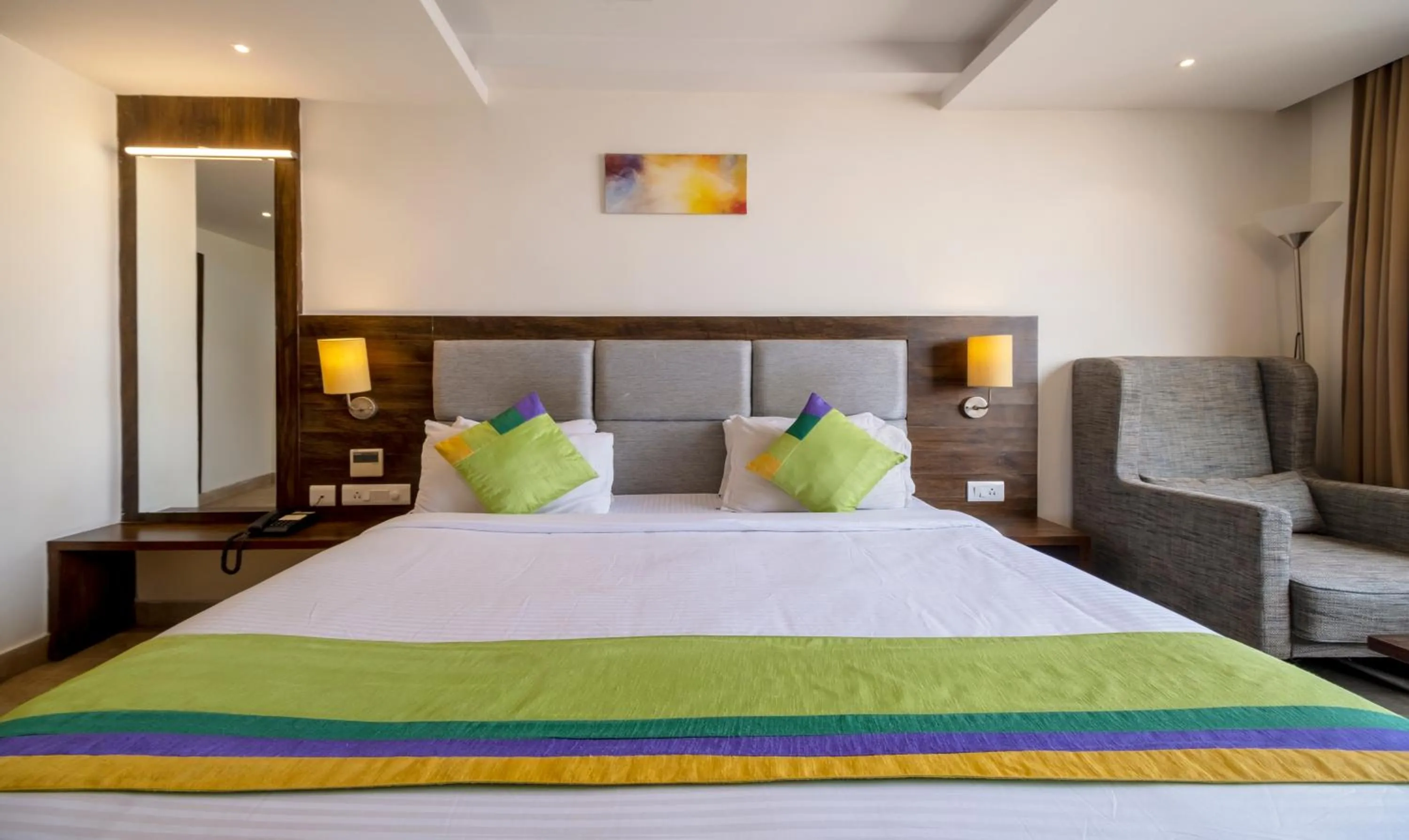 [Sanitized] Deluxe Double or Twin Room - single occupancy in Treebo PL Grand, Vishakapatnam