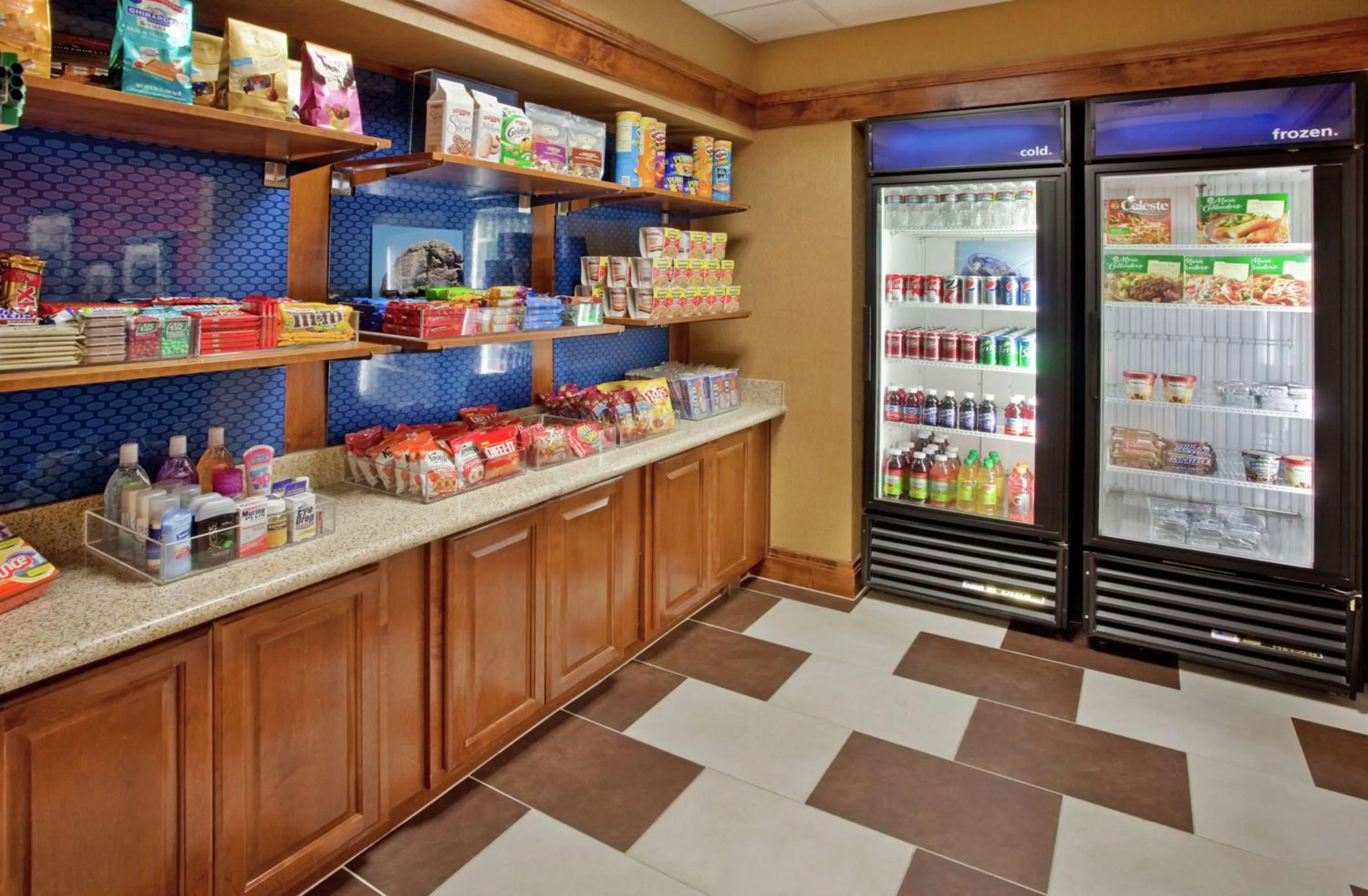 Restaurant/places to eat in Hampton Inn & Suites by Hilton Hemet Menifee Murrieta
