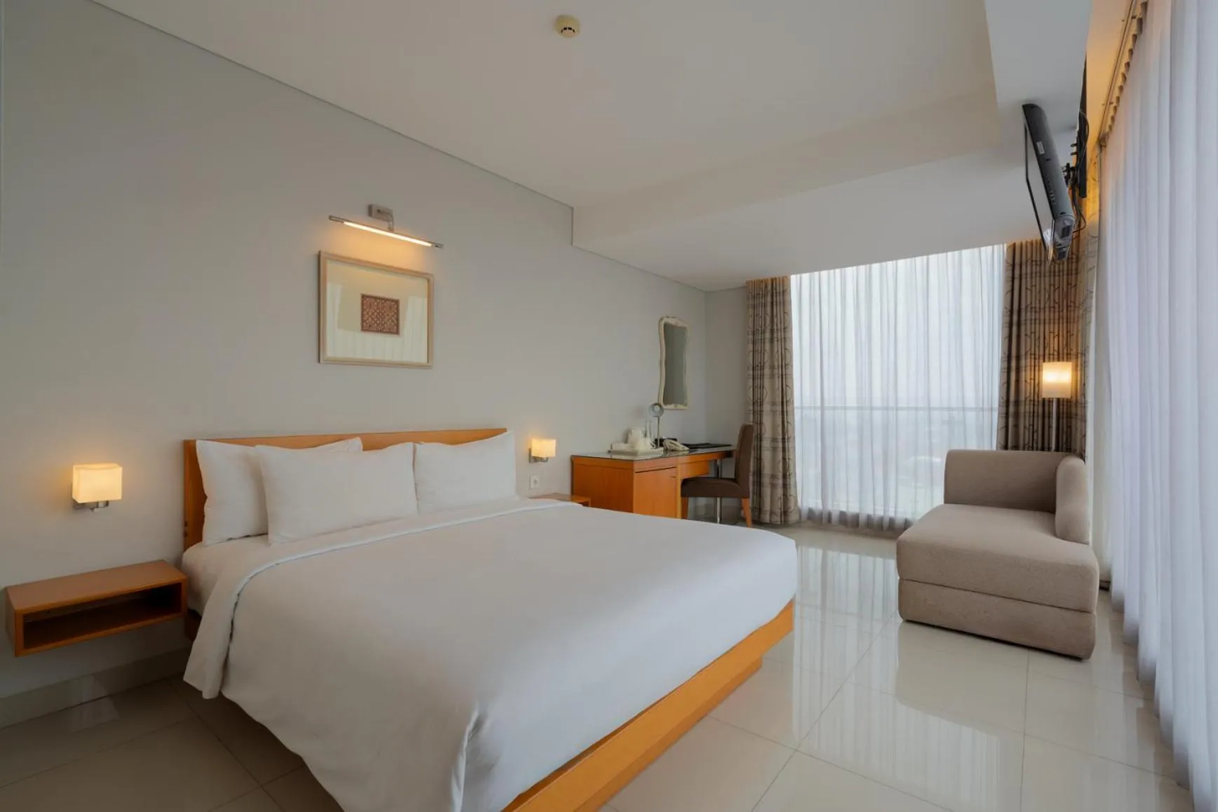 Junior Suite in The Capital Hotel Surabaya