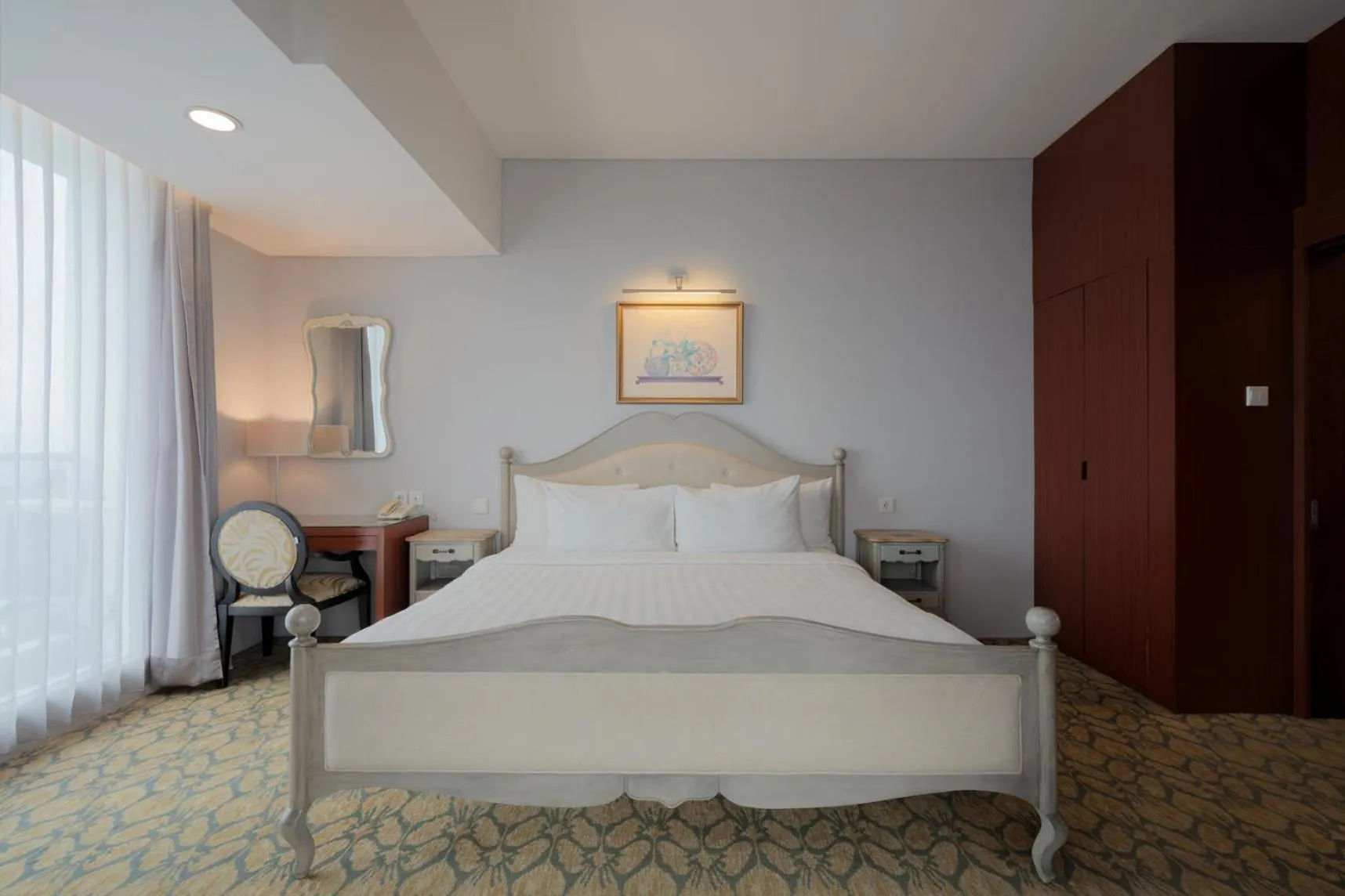 Executive Suite in The Capital Hotel Surabaya