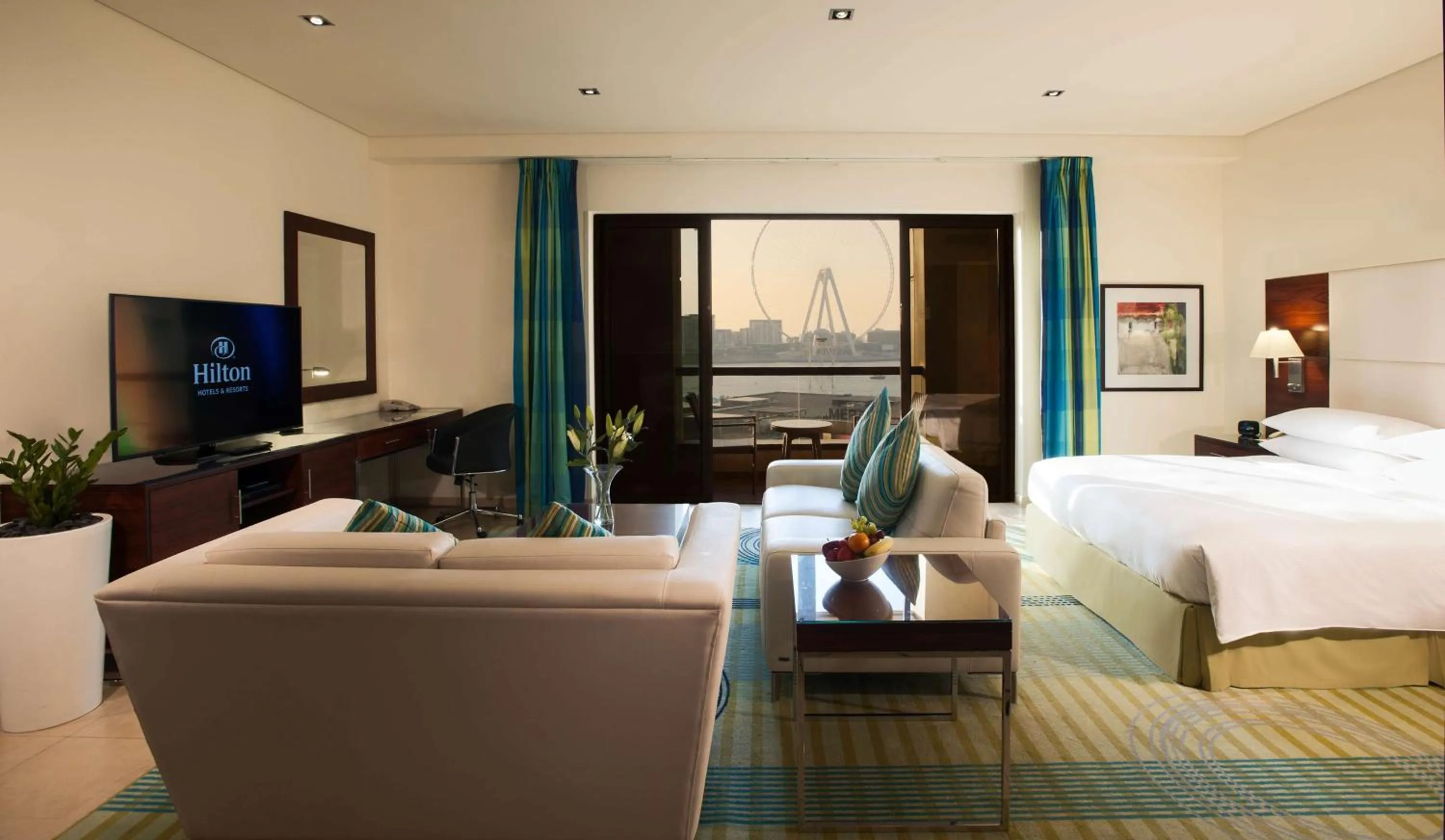 Junior King Suite with Balcony and Sea View in Hilton Dubai The Walk