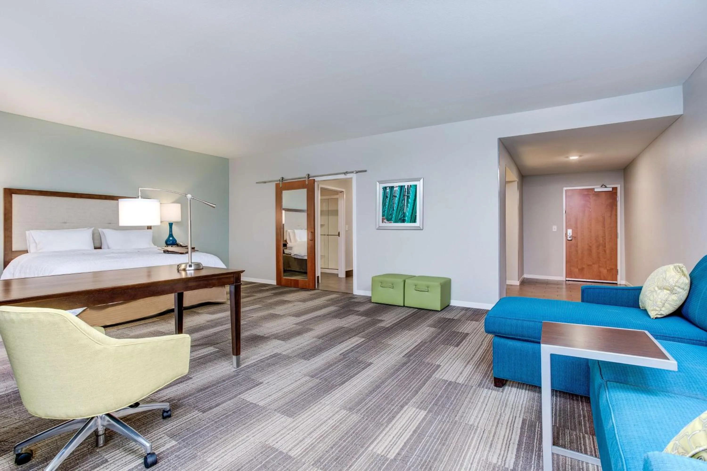 King Studio Suite with Sofa Bed - Hearing Access/Non-Smoking in Hampton Inn Macon - I-475