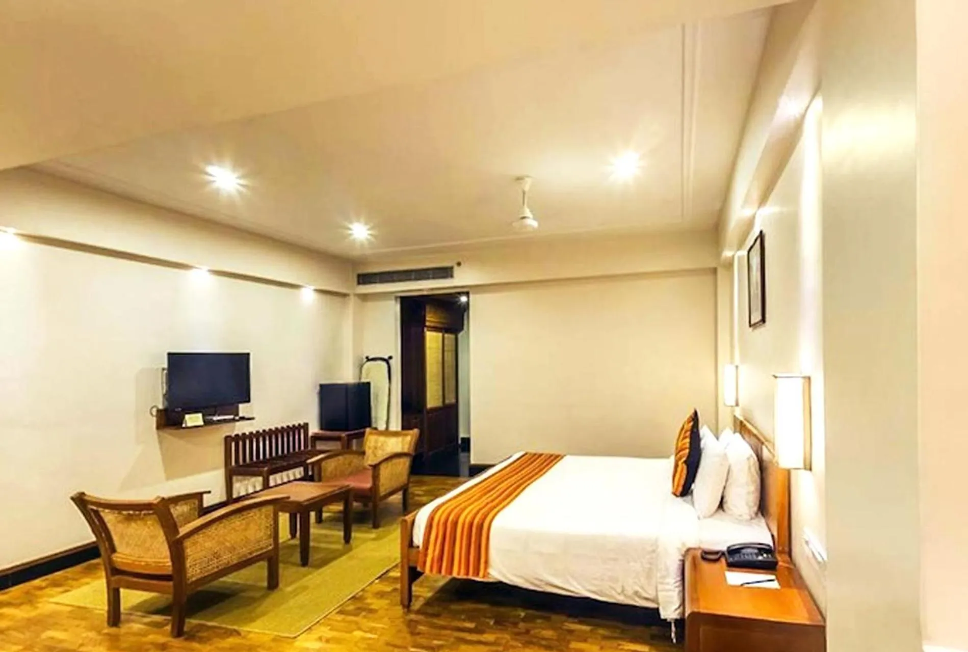 Executive Double or Twin Room - single occupancy in Grand Hotel