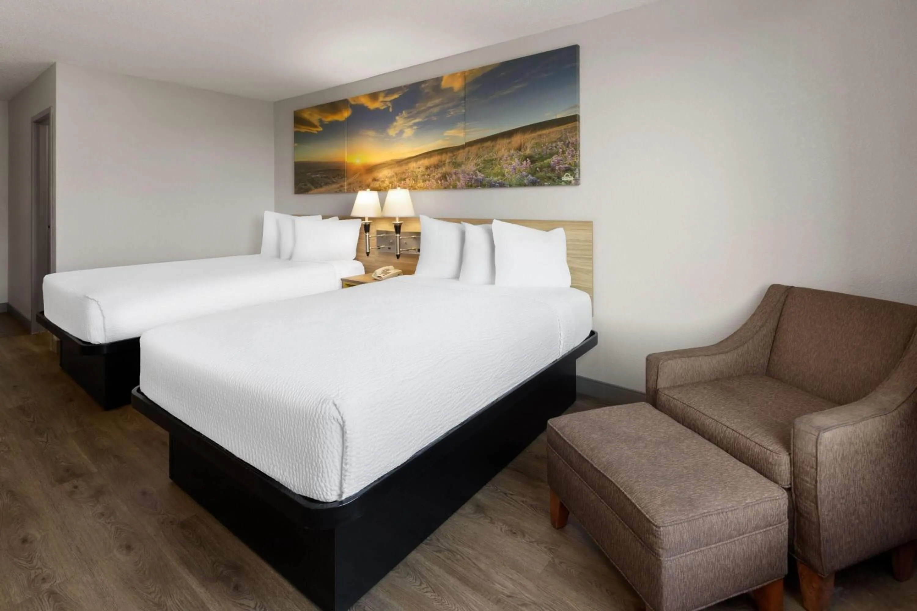 Room with Two Double Beds - Non-Smoking in Days Inn by Wyndham Cambridge