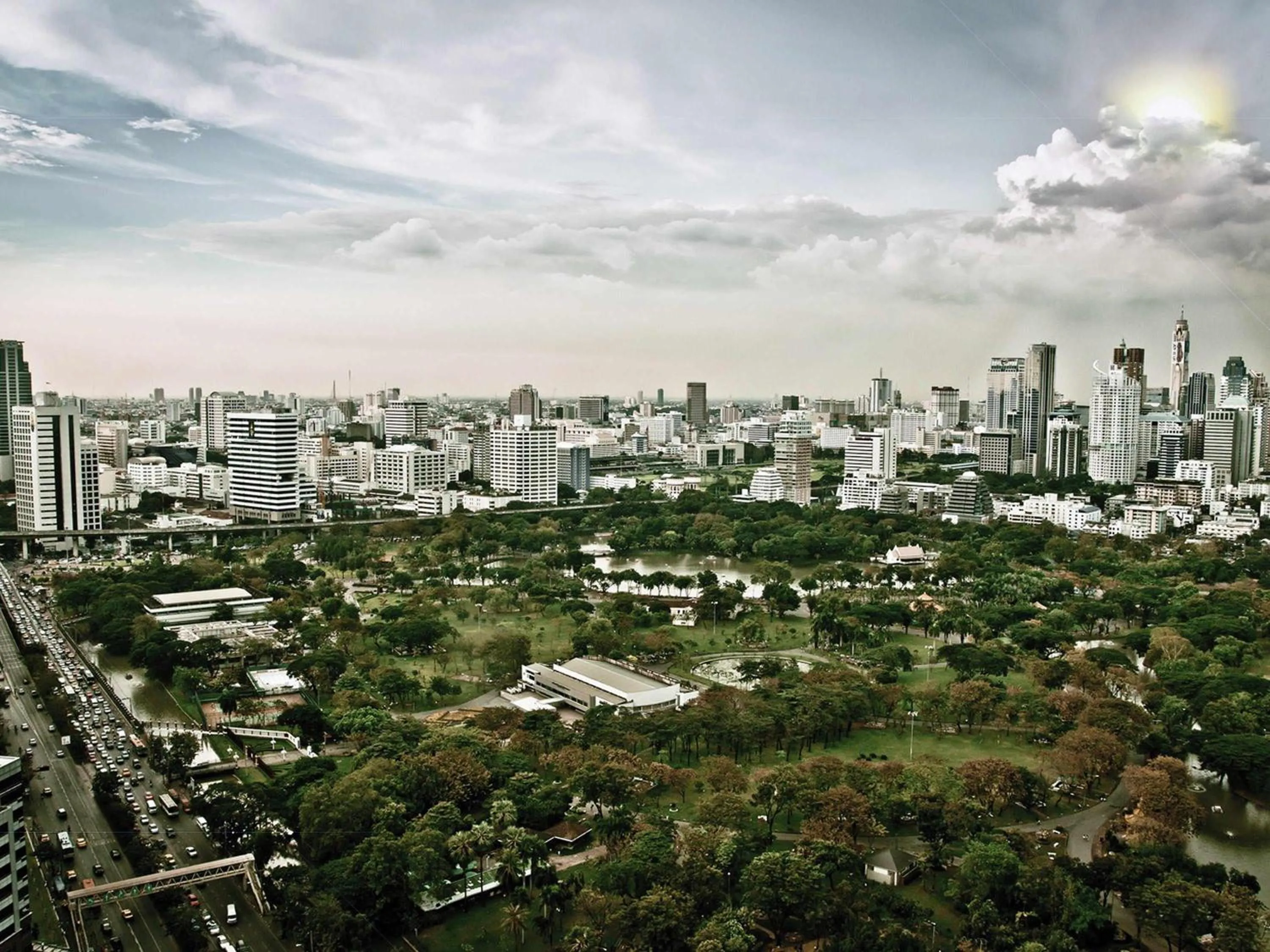 SO One-Bedroom Suite with Lumpini Park or City View and Club Benefits in SO/ Bangkok