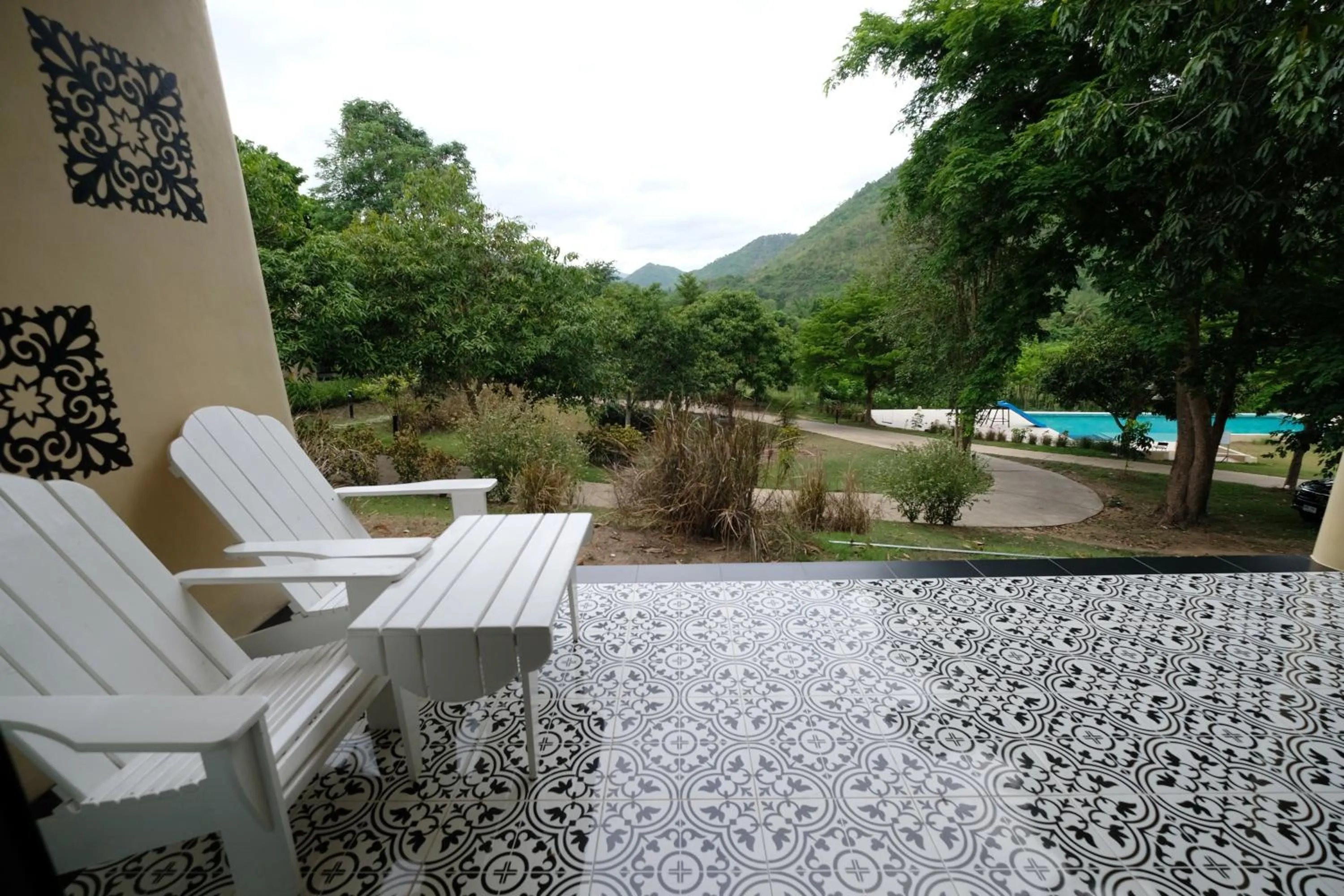 Deluxe One-Bedroom Villa in Hi-scene Resort