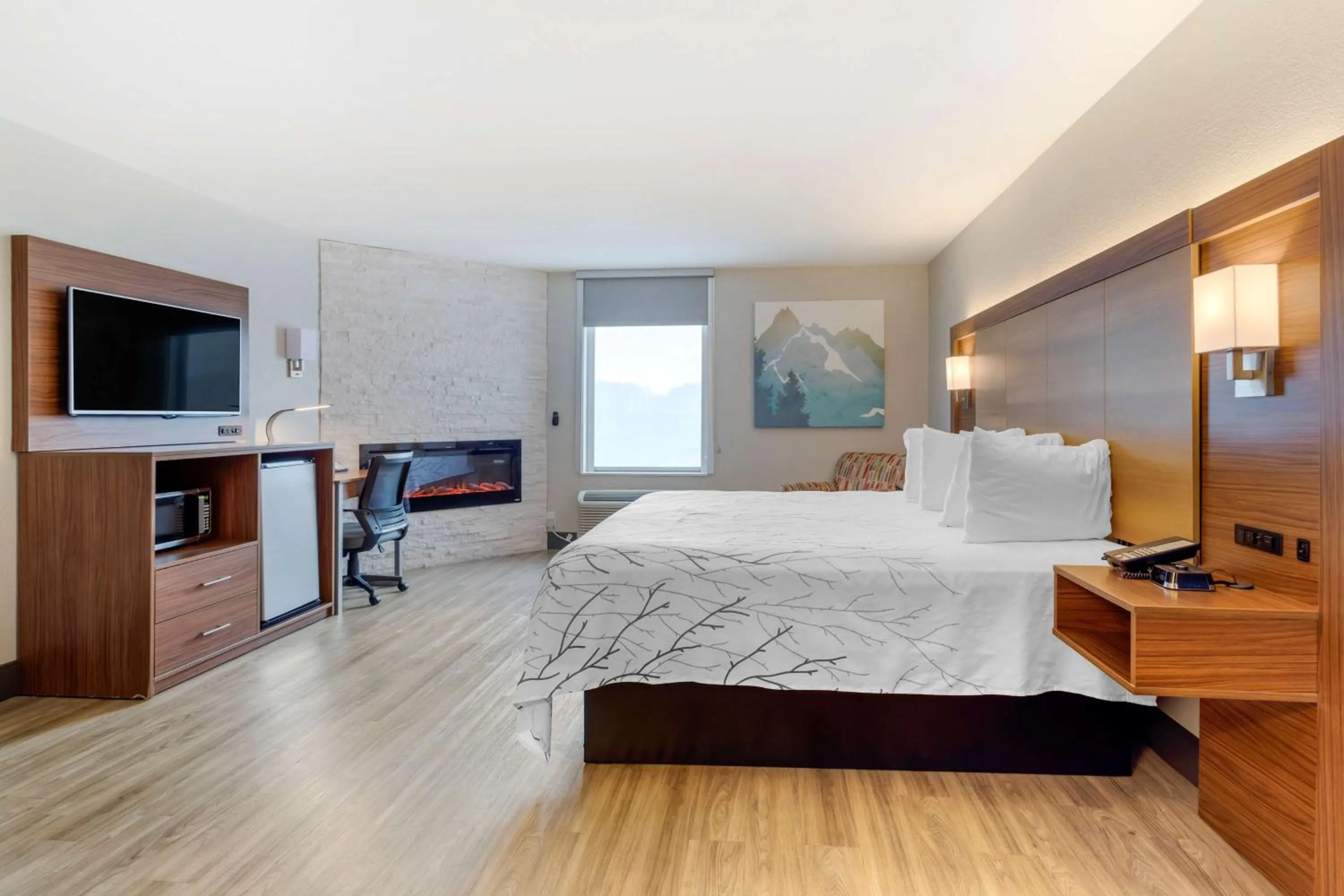 King Suite in Hotel LeBlanc Best Western Signature Collection