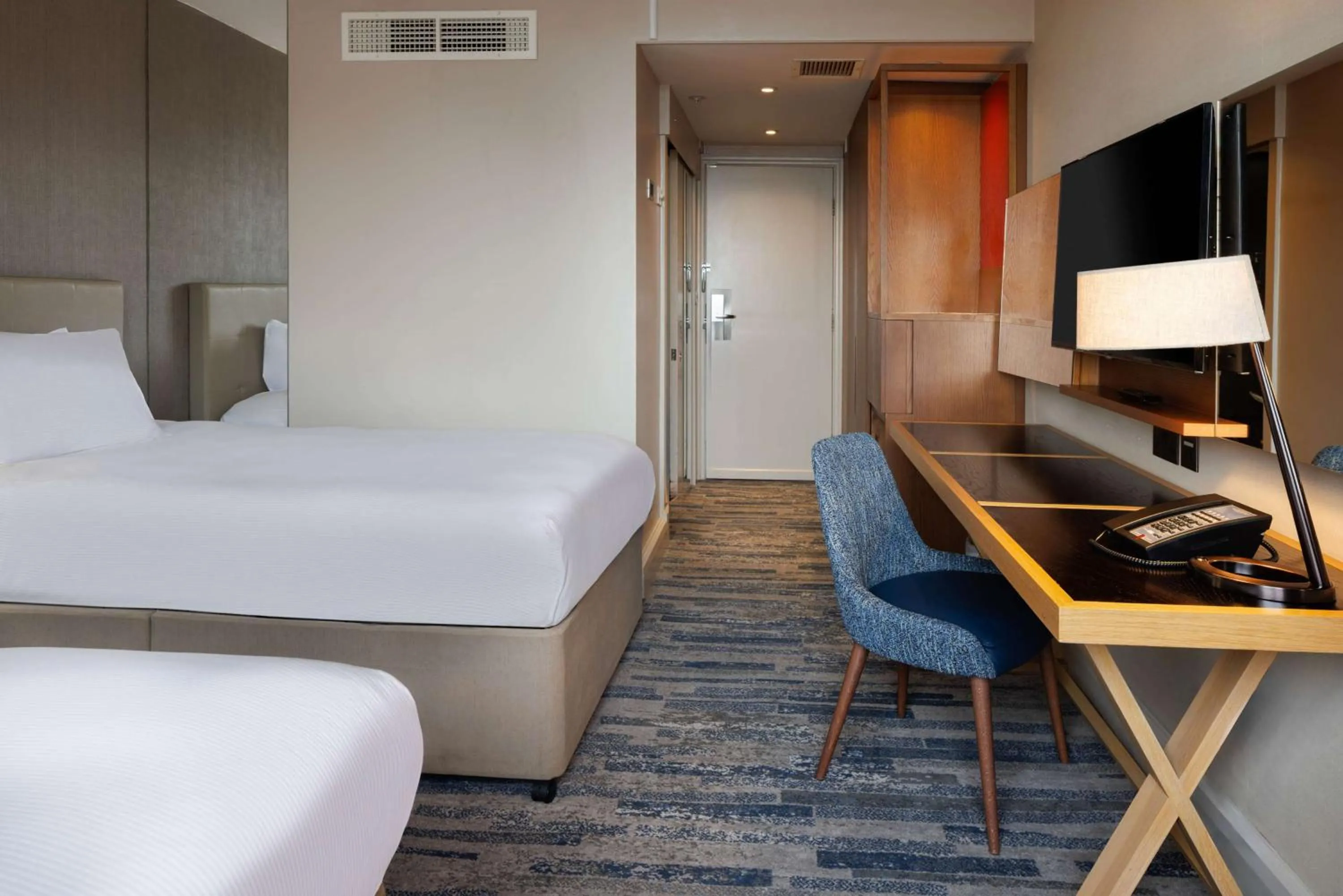 Family Connecting Rooms in Hilton Leeds City