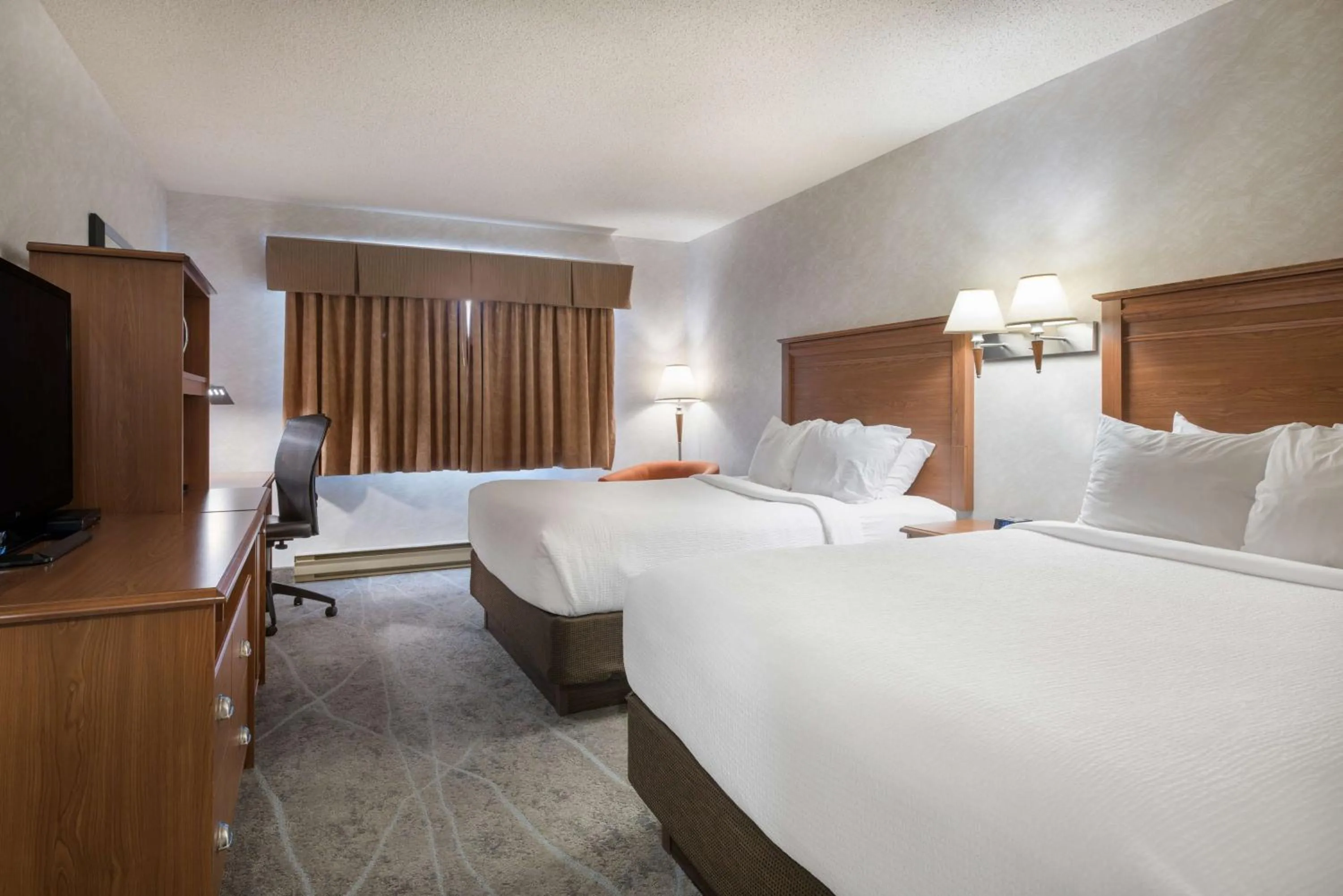 Queen Room with Two Queen Beds - Non-Smoking in Best Western Glengarry