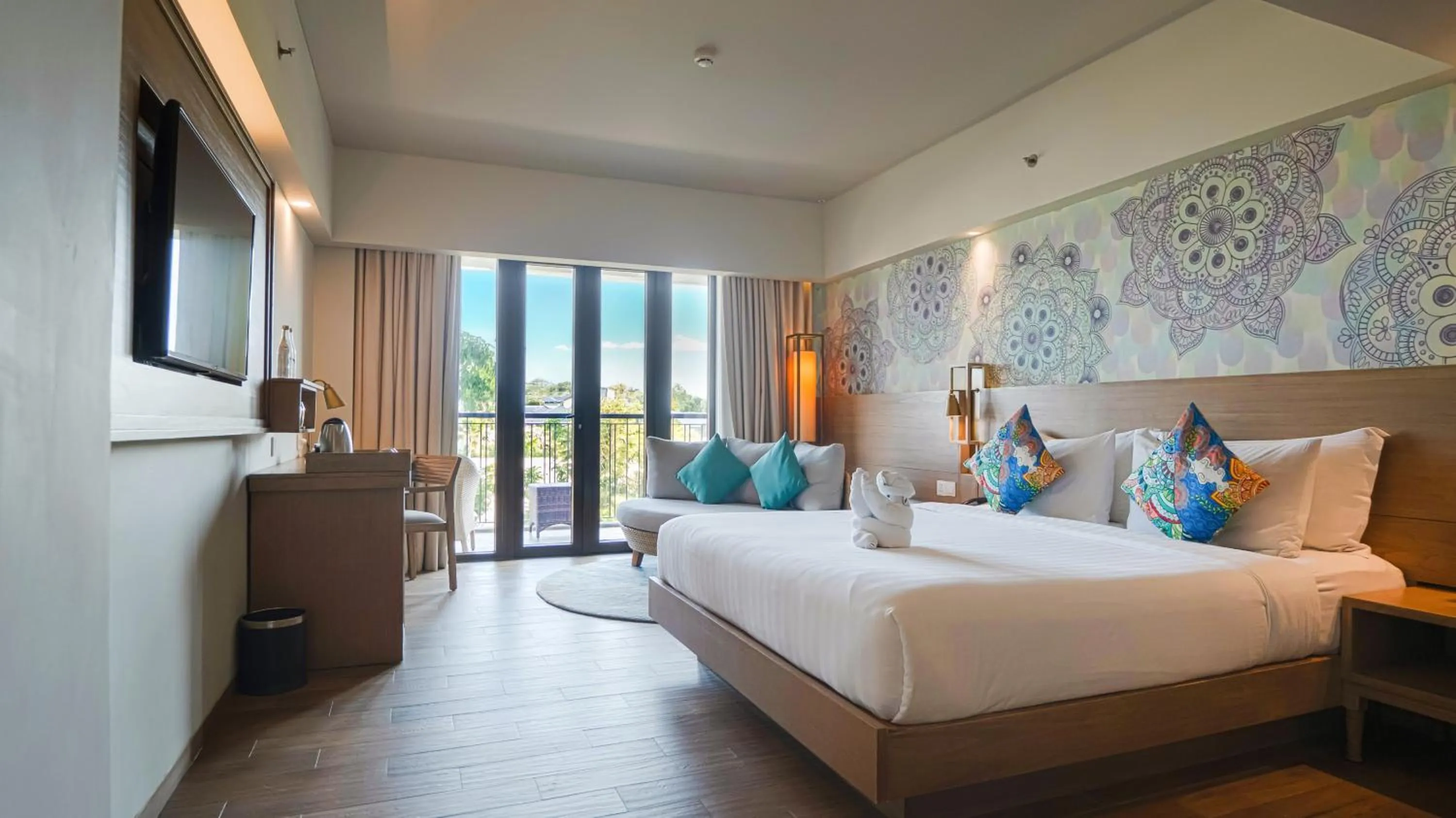 Deluxe King in Eastin Ashta Resort Canggu